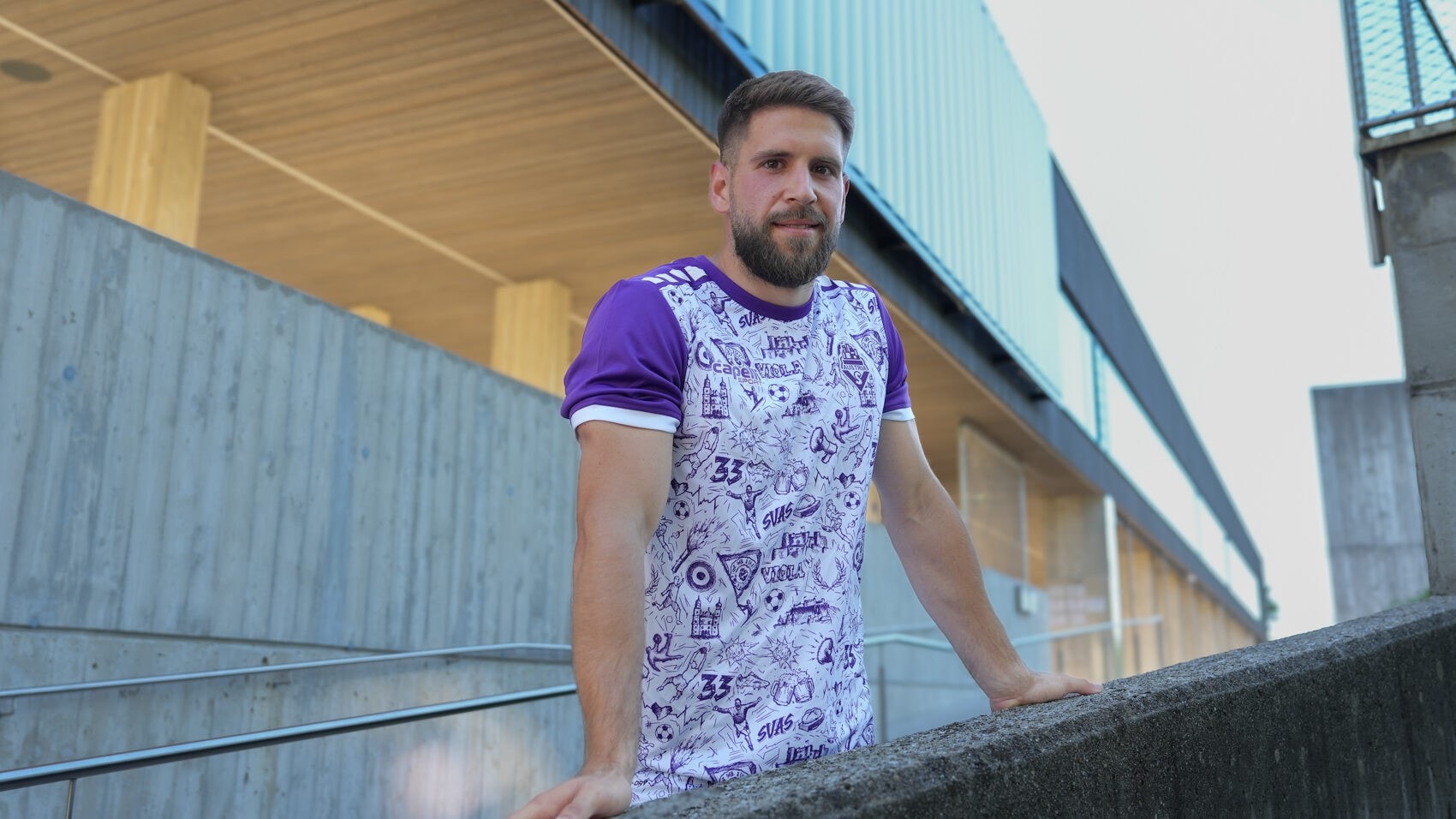 Austria Salzburg enthüllt neue Trikots für die Saison