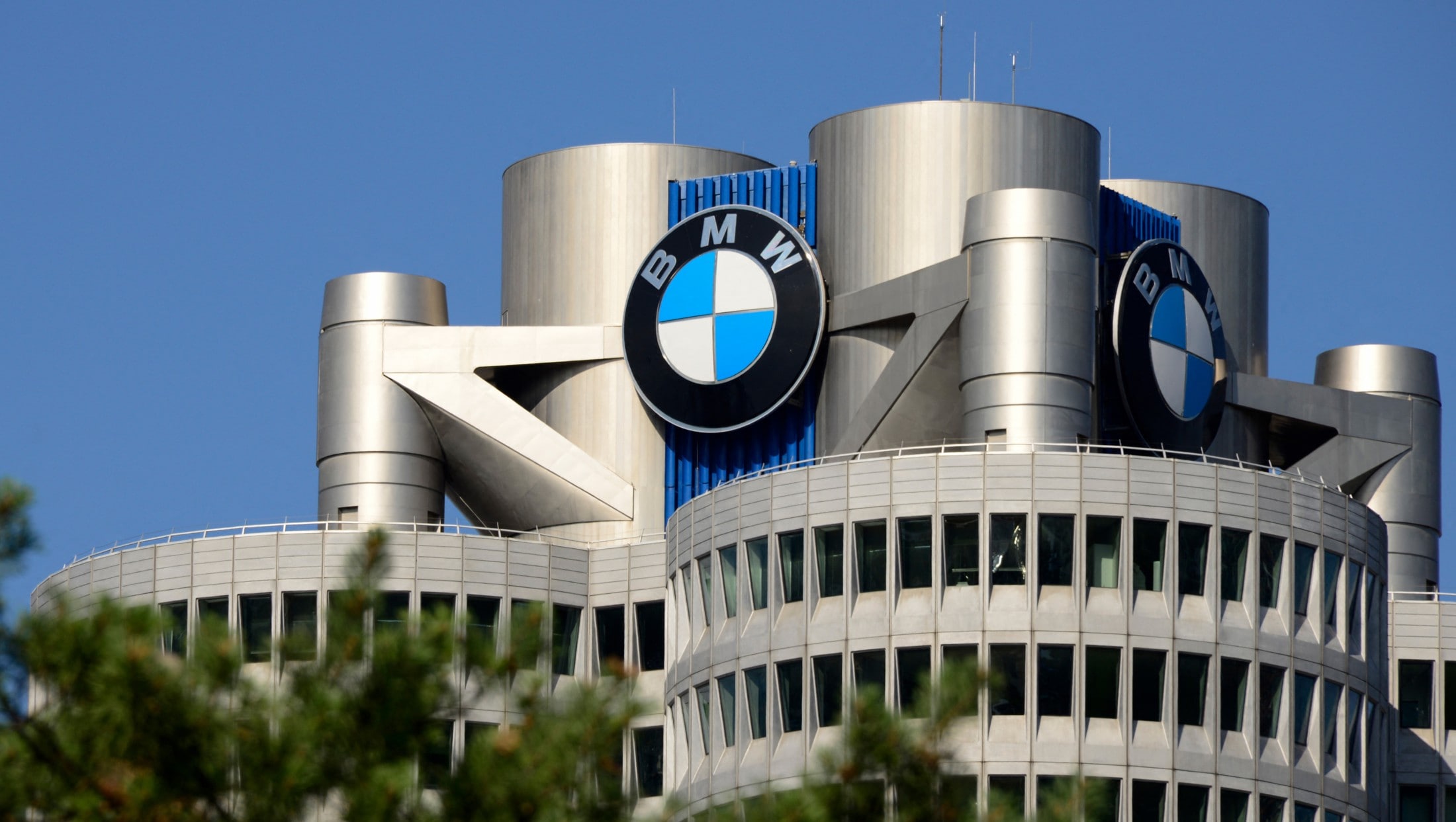 BMW plant Jobabbau: Abfindungsprogramm überfordert!
