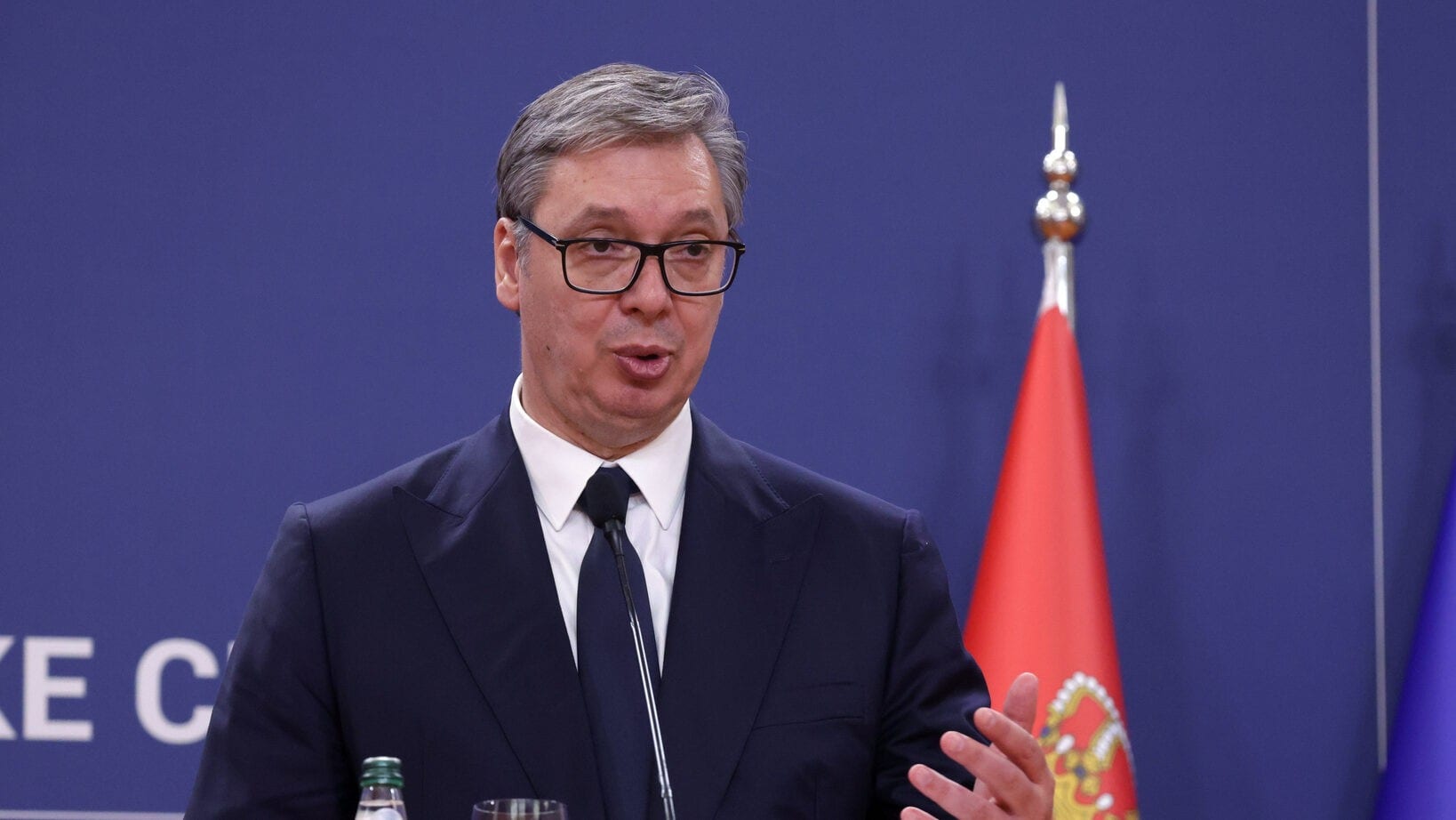Vucic kündigt Rücktritt und vorgezogene Wahlen an