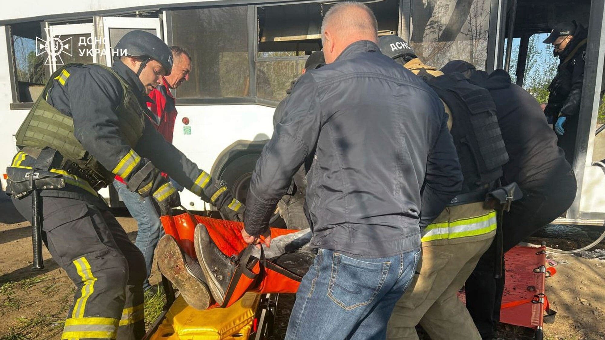 Drohnenangriff in Marhanez: Neun Tote bei Busattacke
