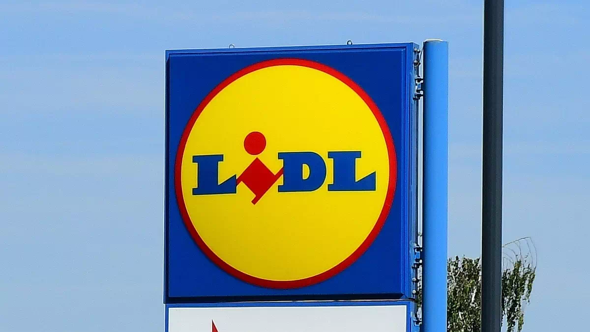 „Knipex klagt gegen Lidl: Streit um Schaltschrankschlüssel“