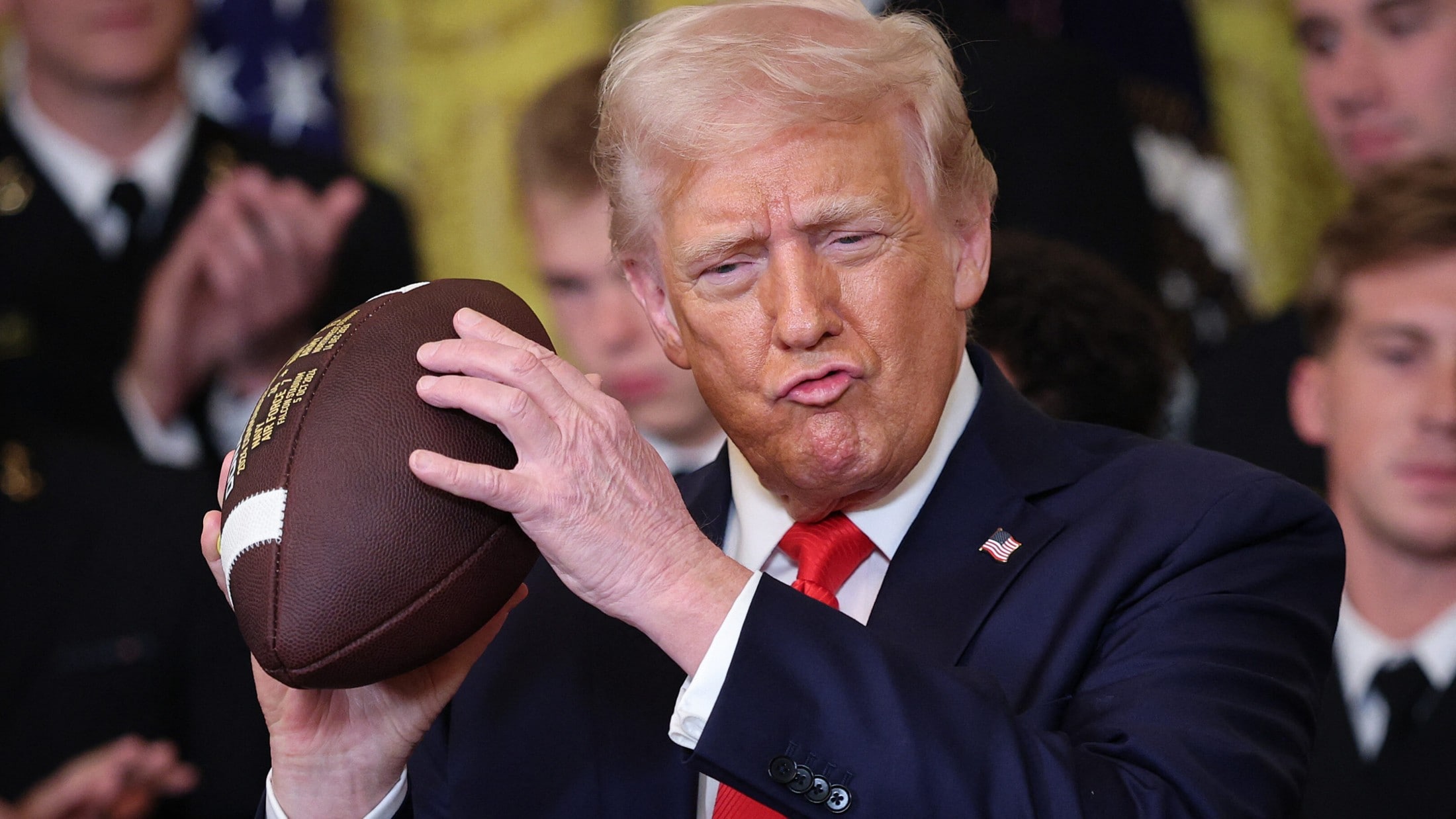 Trump will Fußball und Football umbenennen!