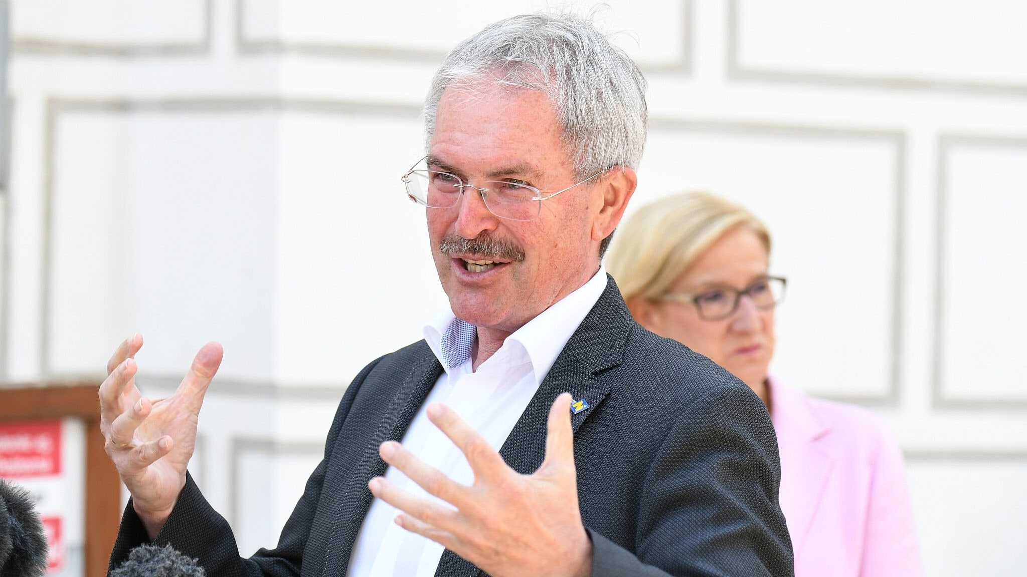 Landtagspräsident Wilfing beim Radfahren kollabiert