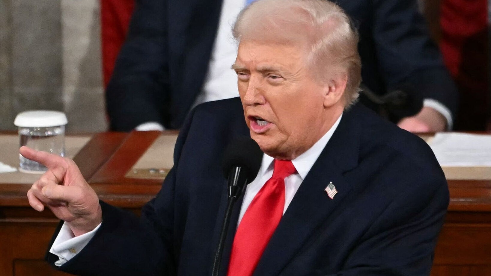 Trump kritisiert Iran, Oman sieht Durchbruch