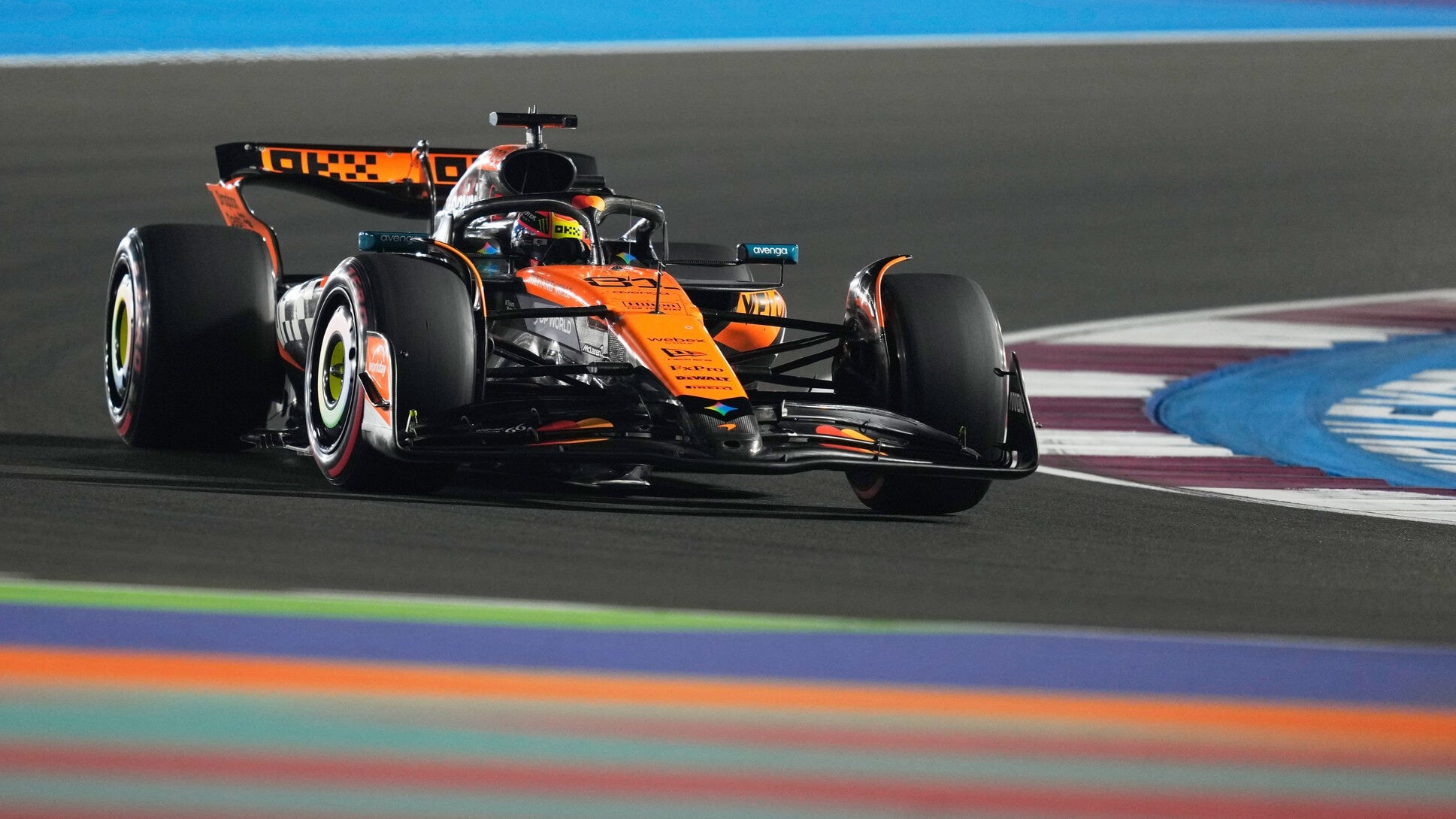 Piastri triumphiert: Sprint-Sieg und Pole in Katar!