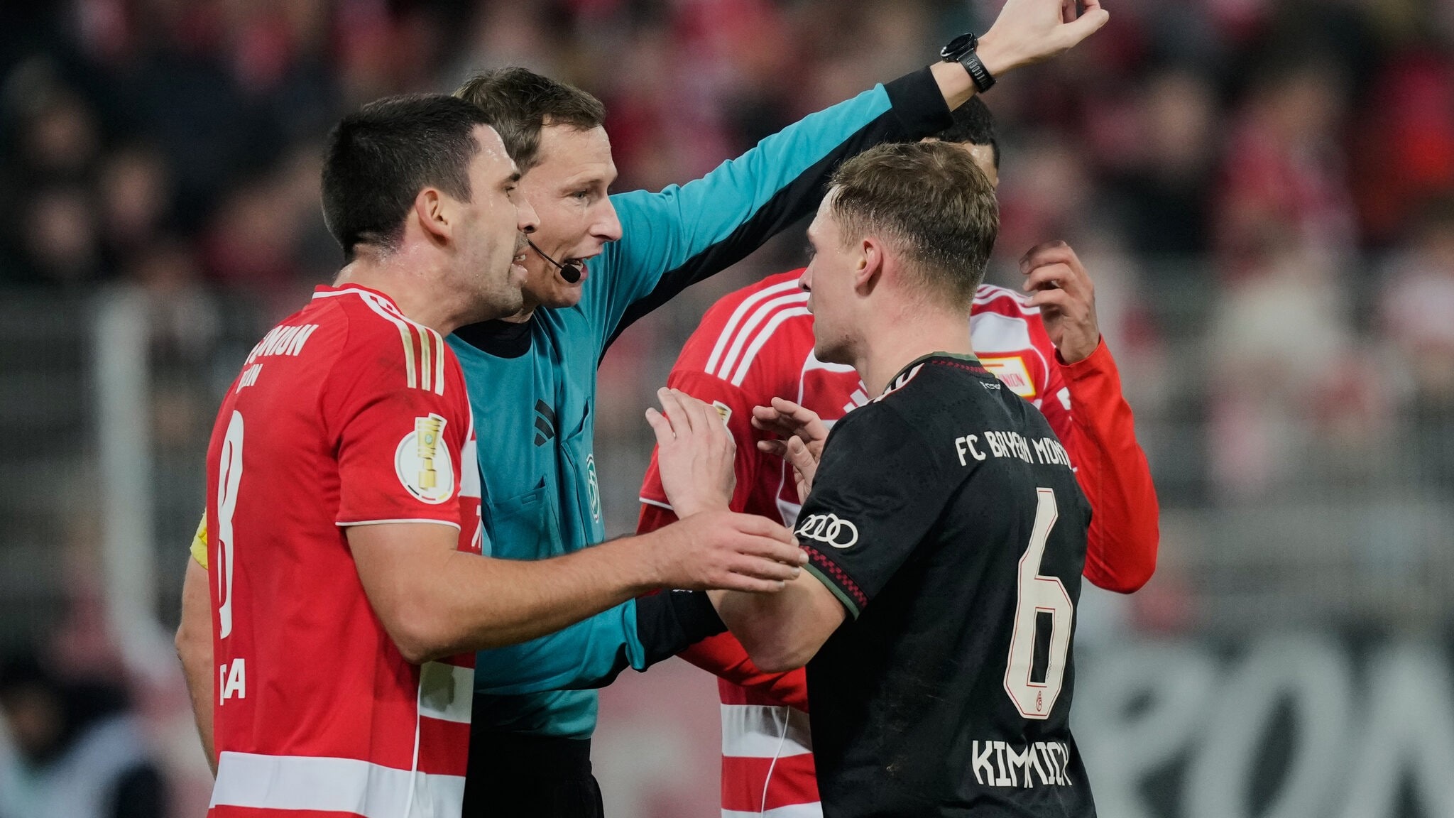 „Khedira beschwert sich über Bayerns Zeitspiel“