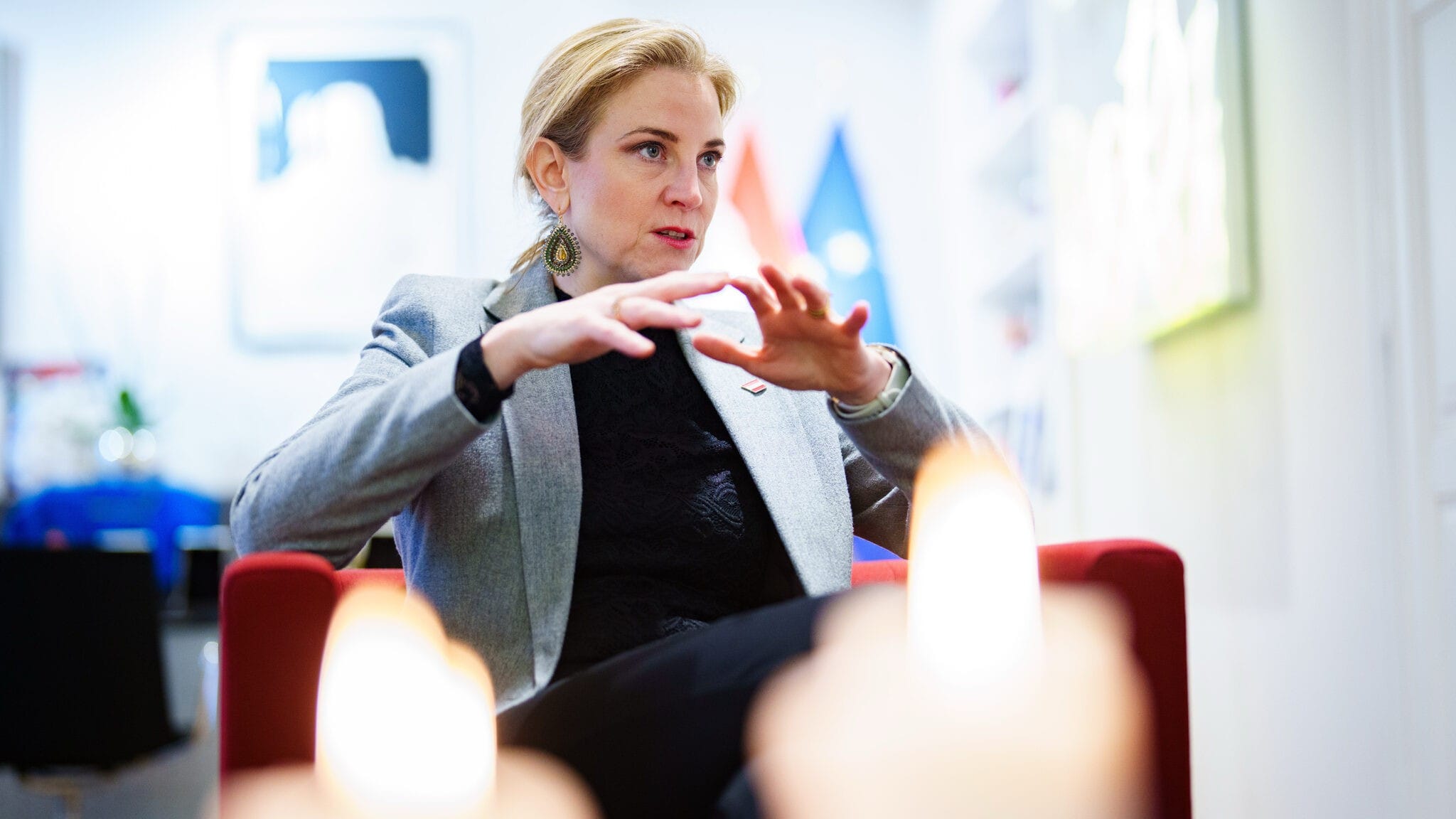 „VeniCraft: Außenministerin zeigt Influencer an“