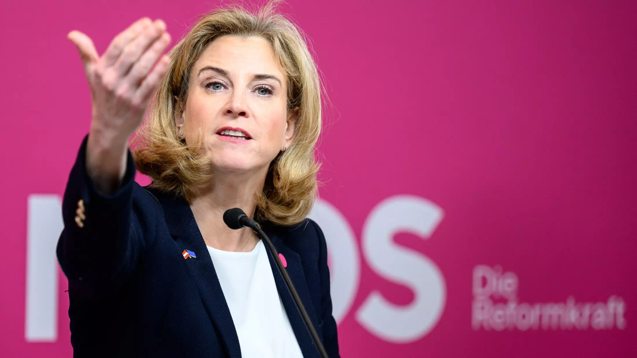 NEOS ziehen Konsequenzen: Koalitionsgespräche gescheitert