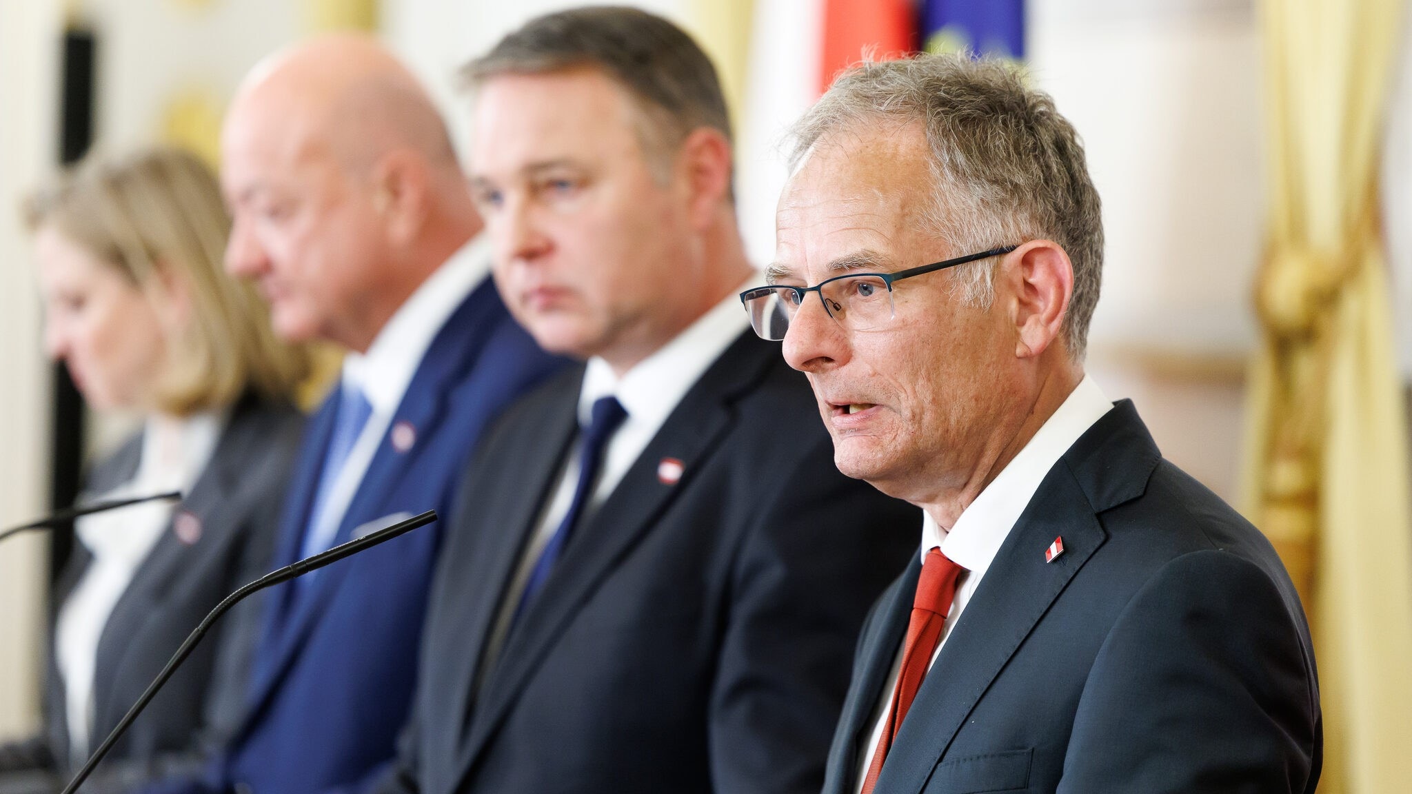 Bundesregierung sucht Milliarden für Budgetsanierung