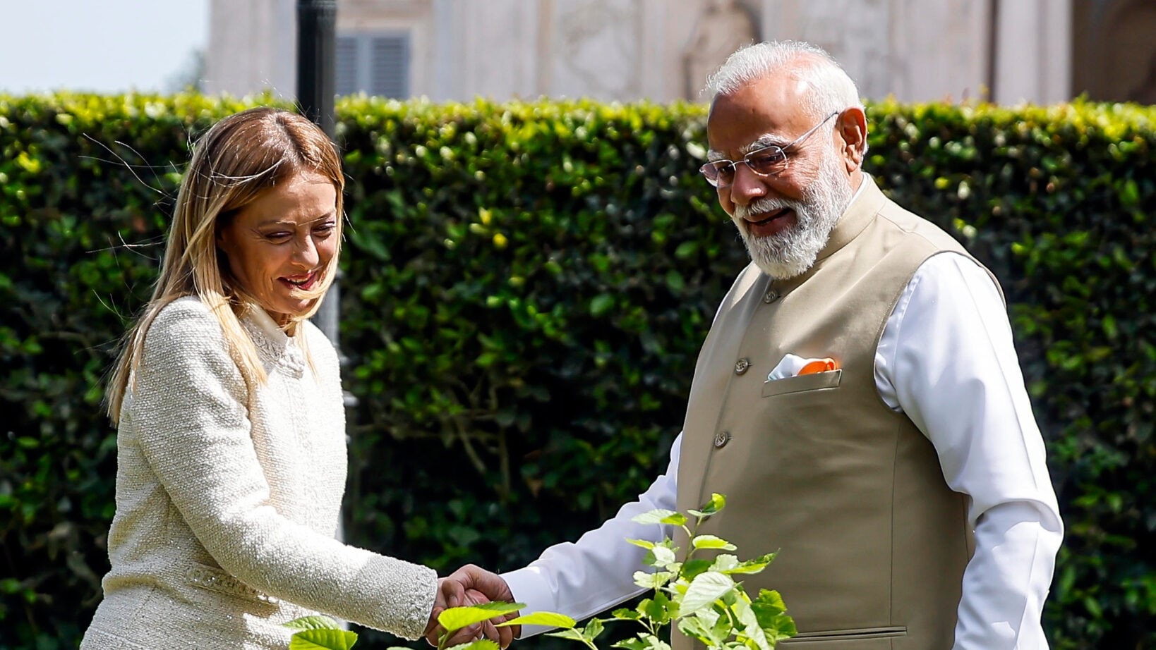 Modi schenkt Meloni „Melody“-Zuckerl als Scherz