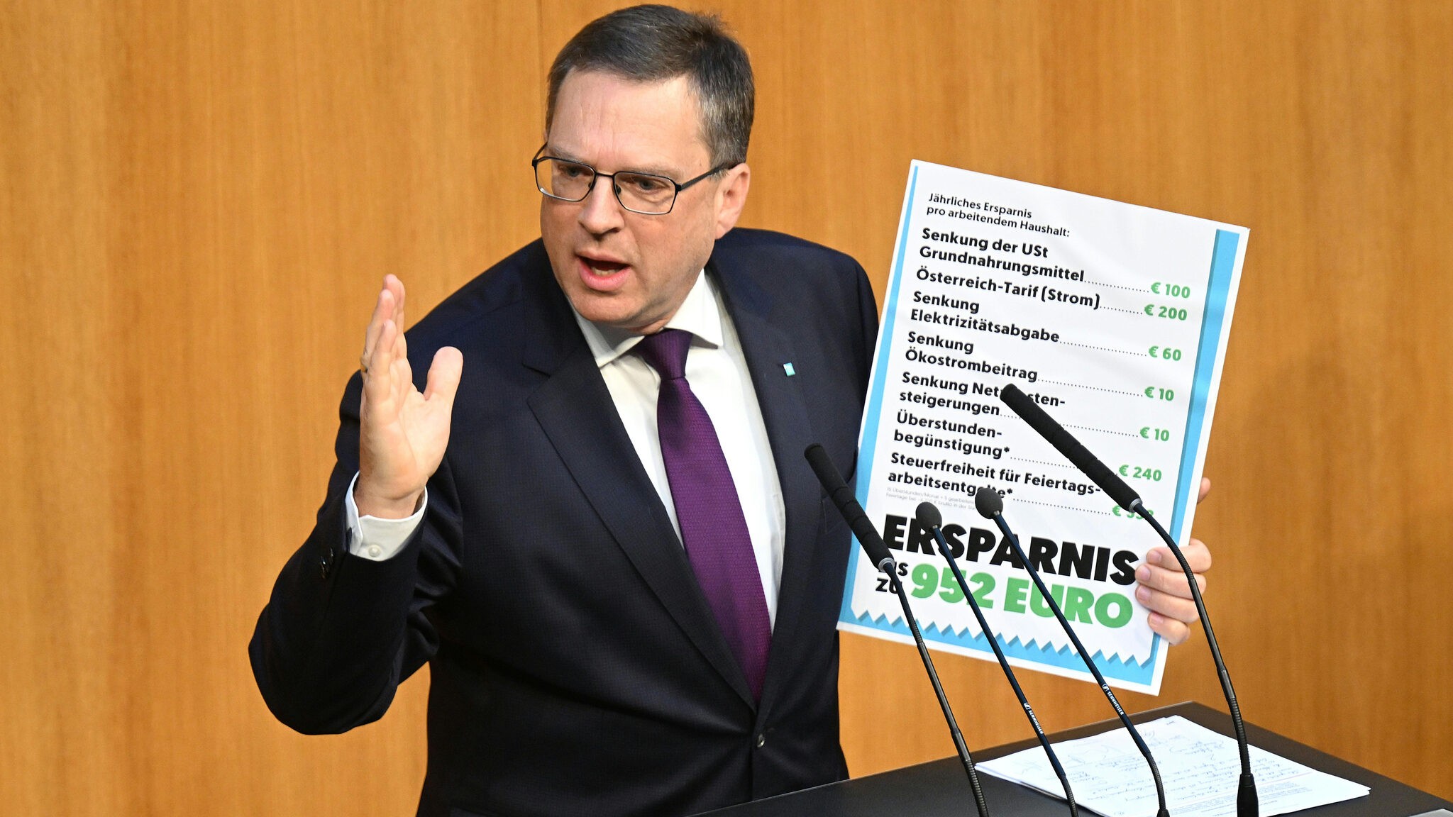 „Wöginger sorgt für Eklat im Nationalrat“