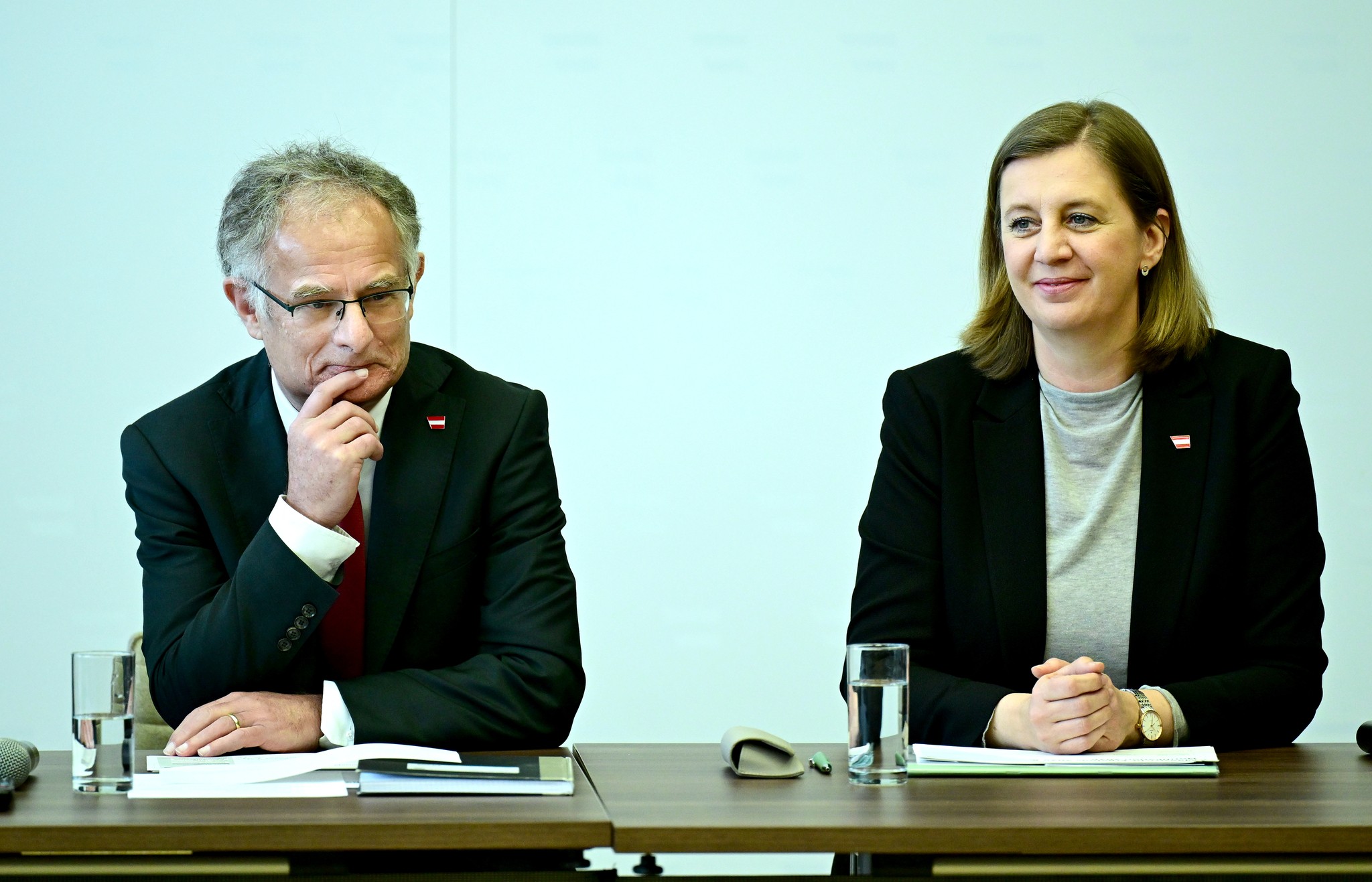 „Budget ohne Puffer: Finanzminister mahnt zur Vorsicht“