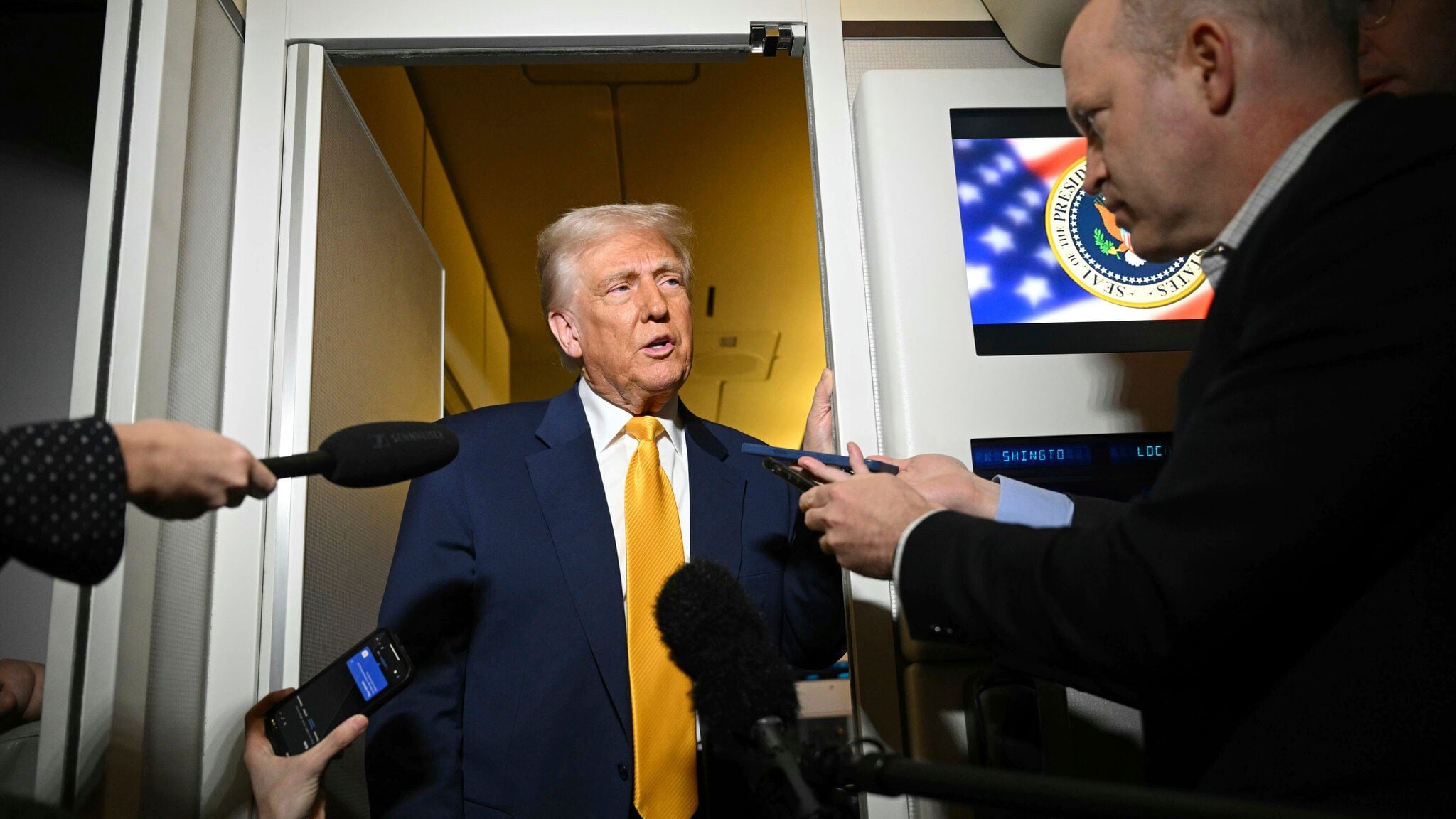 Trump verbietet Medien den Zugang zum Weißen Haus