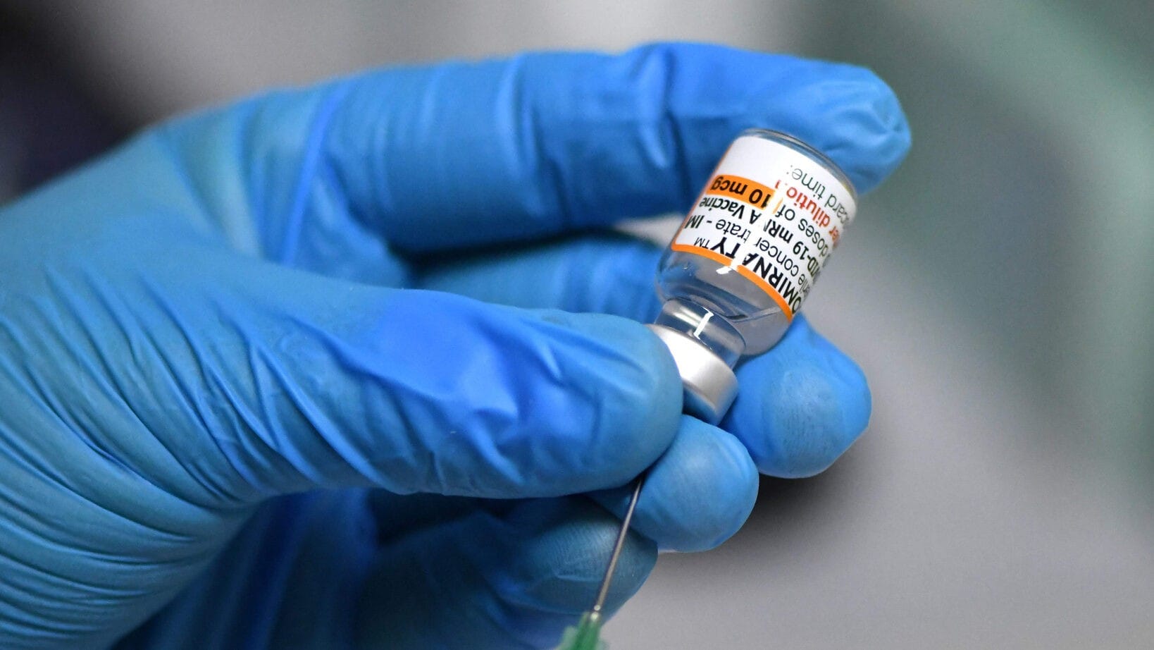 Biontech schließt Produktionsstätten und streicht Stellen
