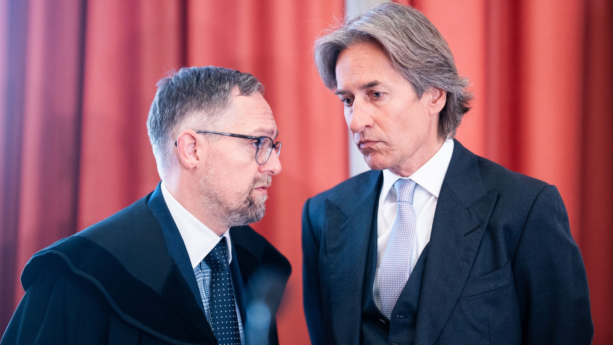 „Angriff auf Justiz: Fälschungen im Grasser-Prozess“