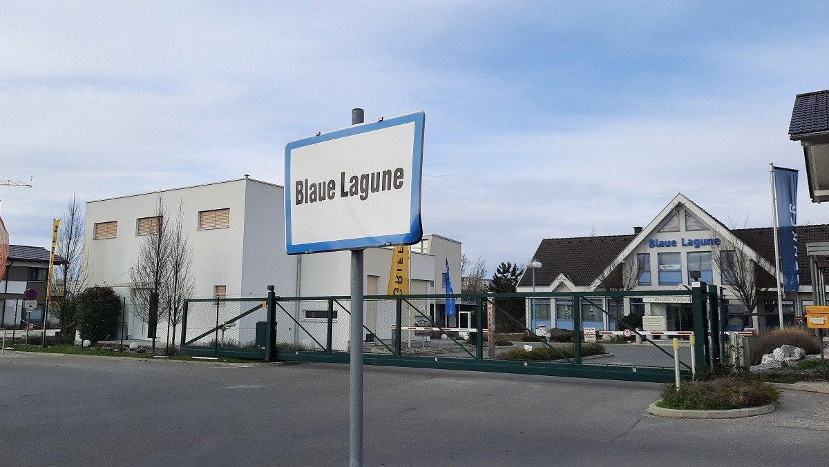 „Finanzielle Sorgen im Fertighauspark ‚Blaue Lagune‘“