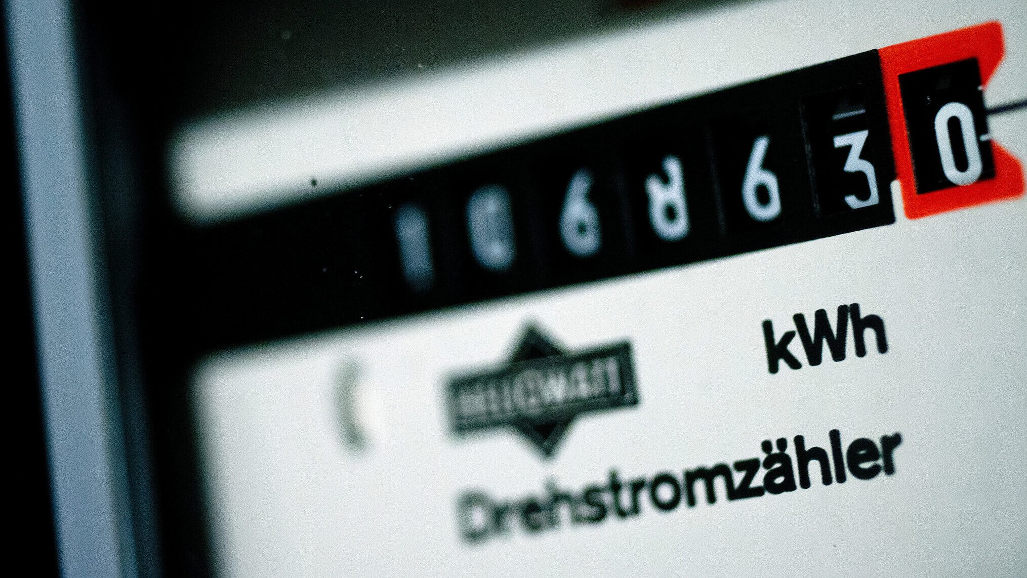 Strompreise sinken: 17% weniger für 300.000 Kunden!