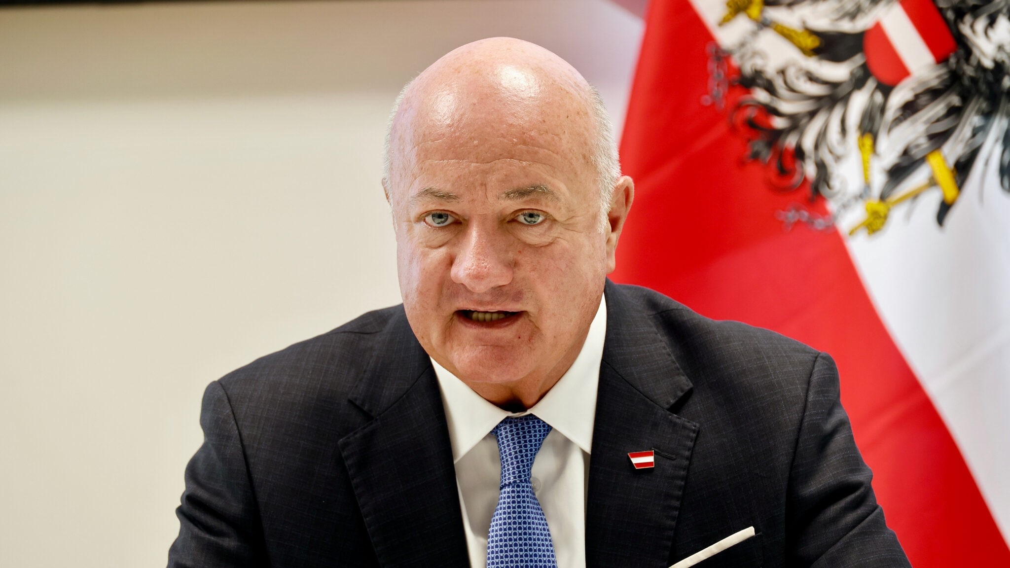 „Politiker gönnen sich WM-Ausflüge trotz Sparaufrufen“
