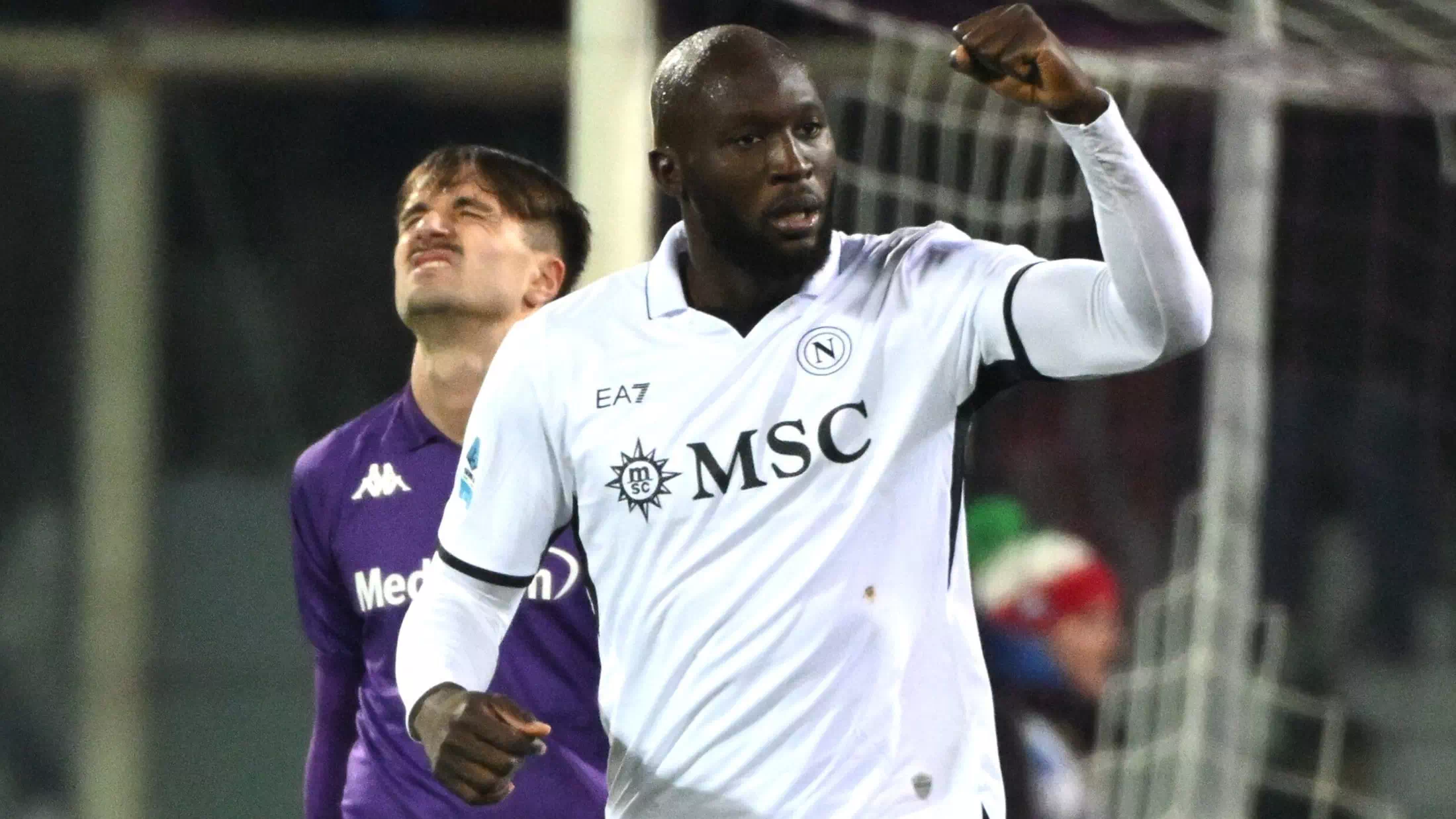 Napoli übernimmt Tabellenführung nach Sieg in Florenz!