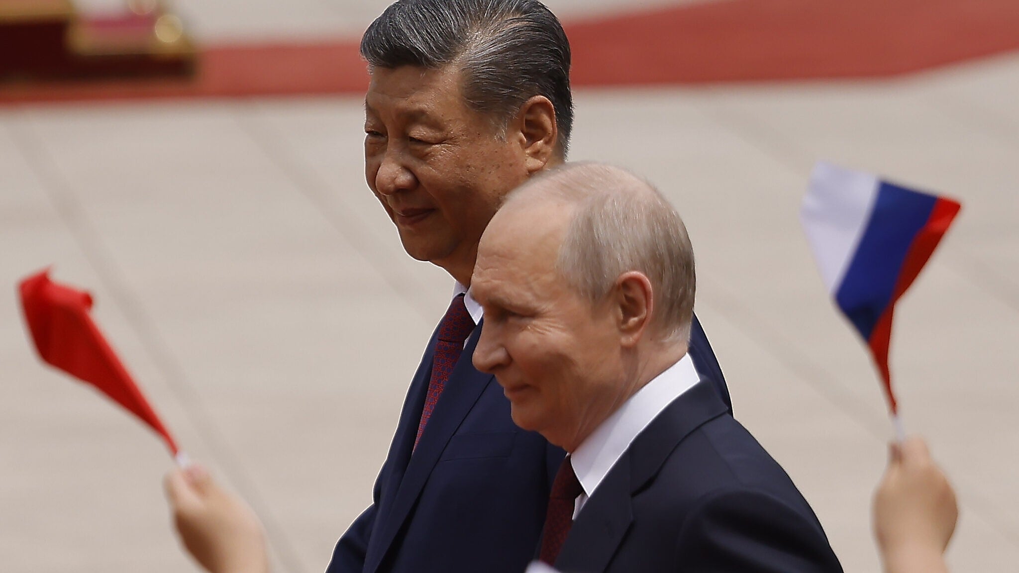 Putin trifft Xi: Diplomatischer Empfang in Peking