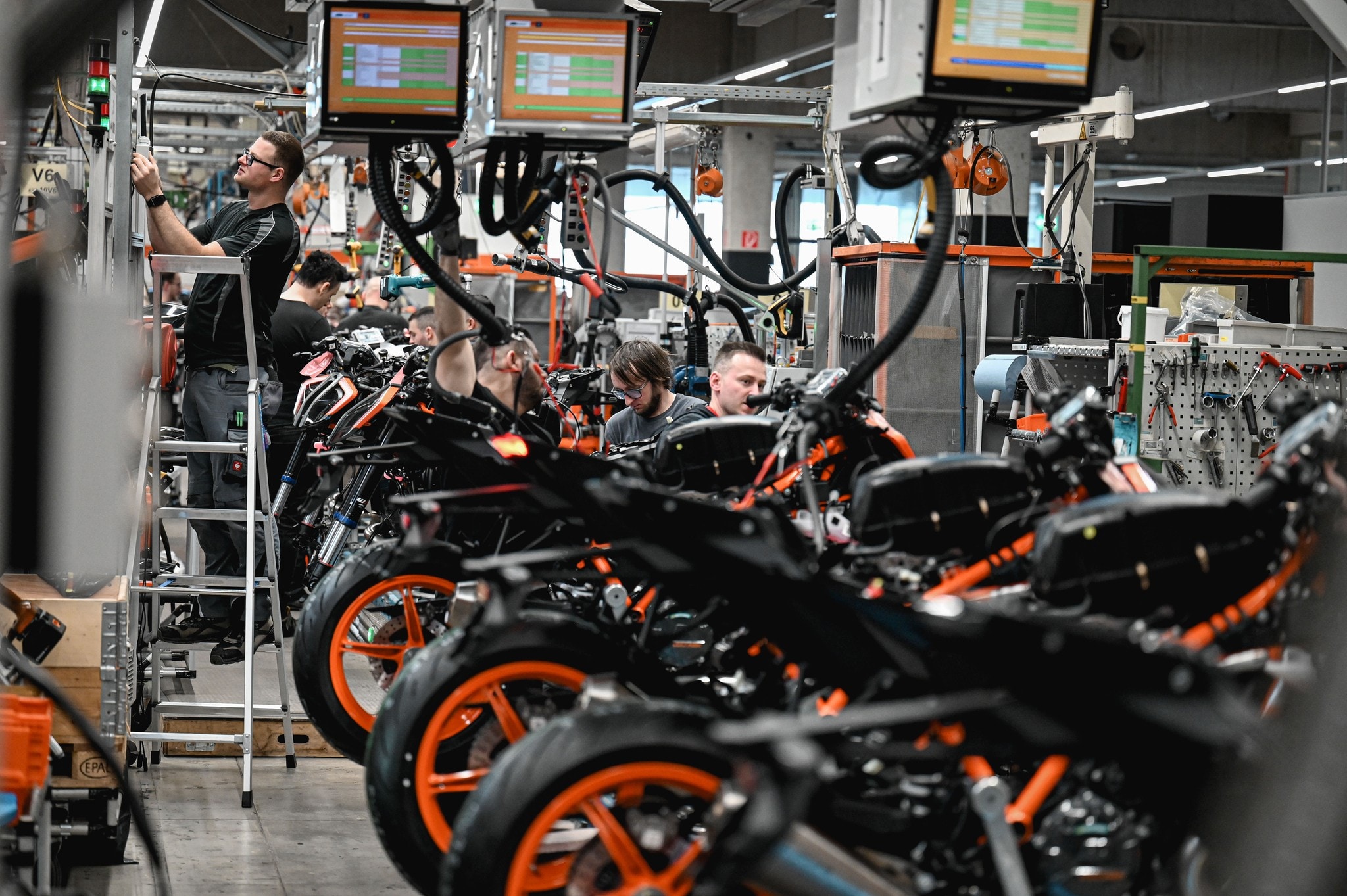 KTM kündigt weitere Jobverluste in Österreich an