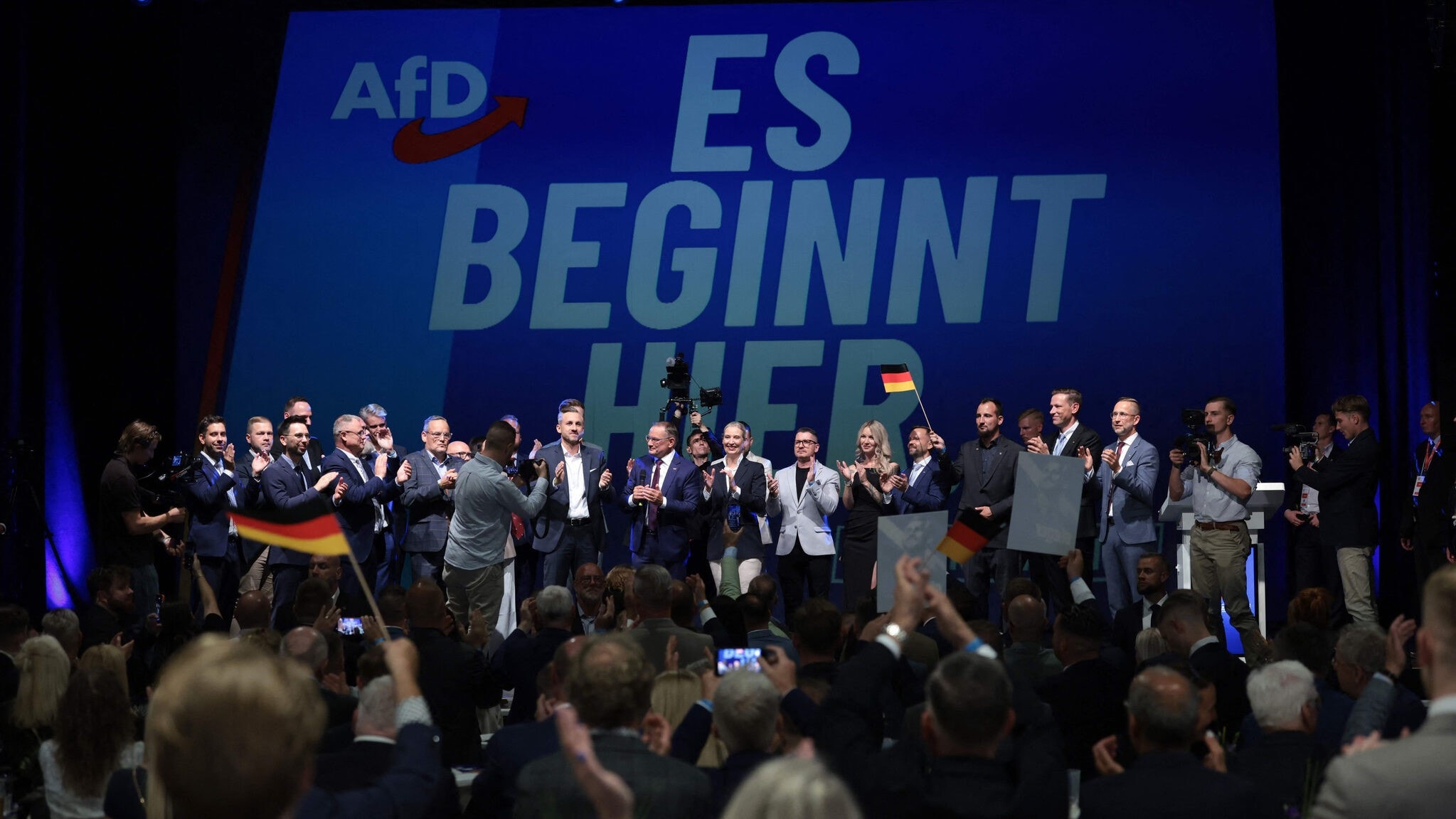 AfD siegt in Sachsen-Anhalt, ohne Mehrheit!