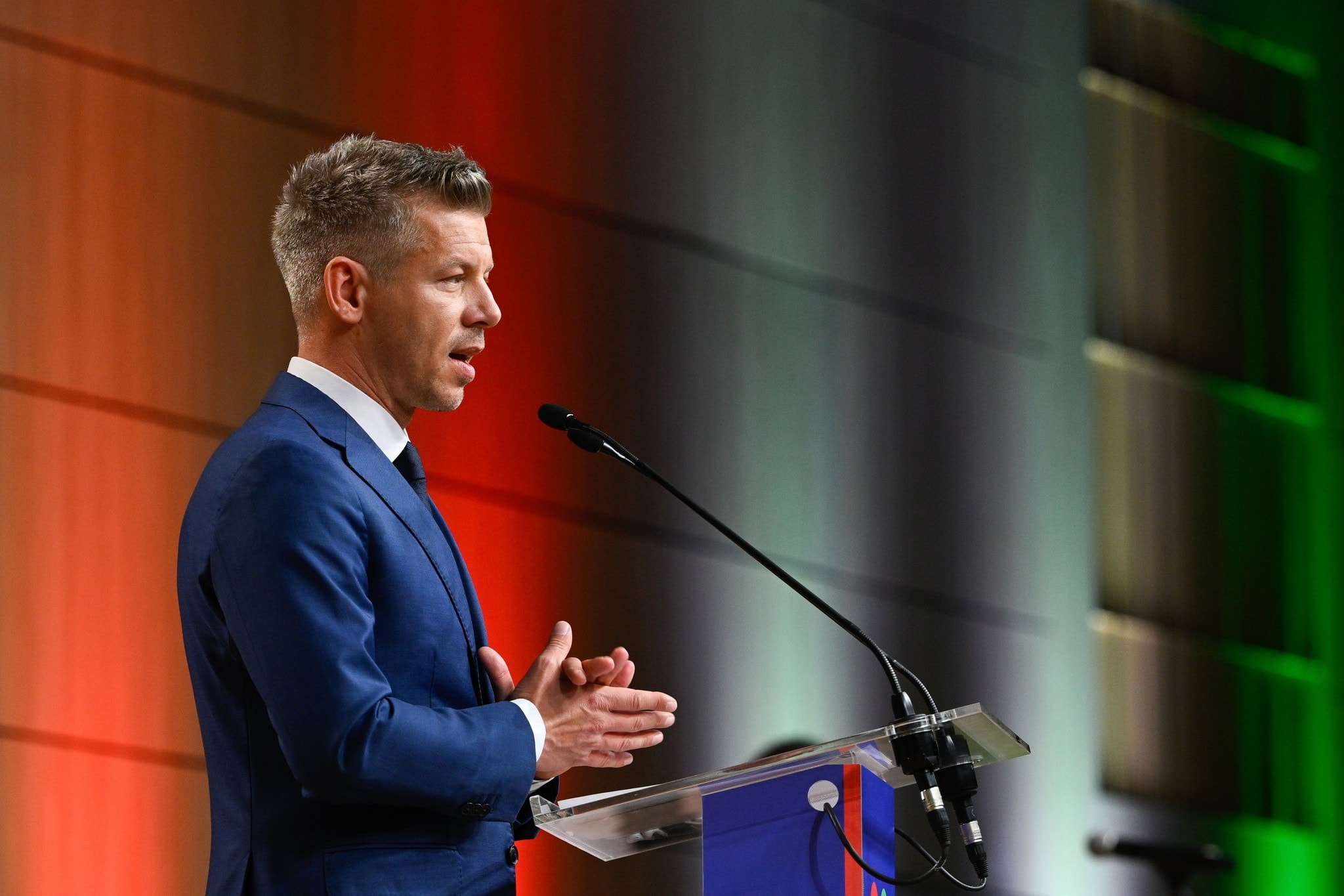 „Machtwechsel in Ungarn: Emotionen kochen hoch!“