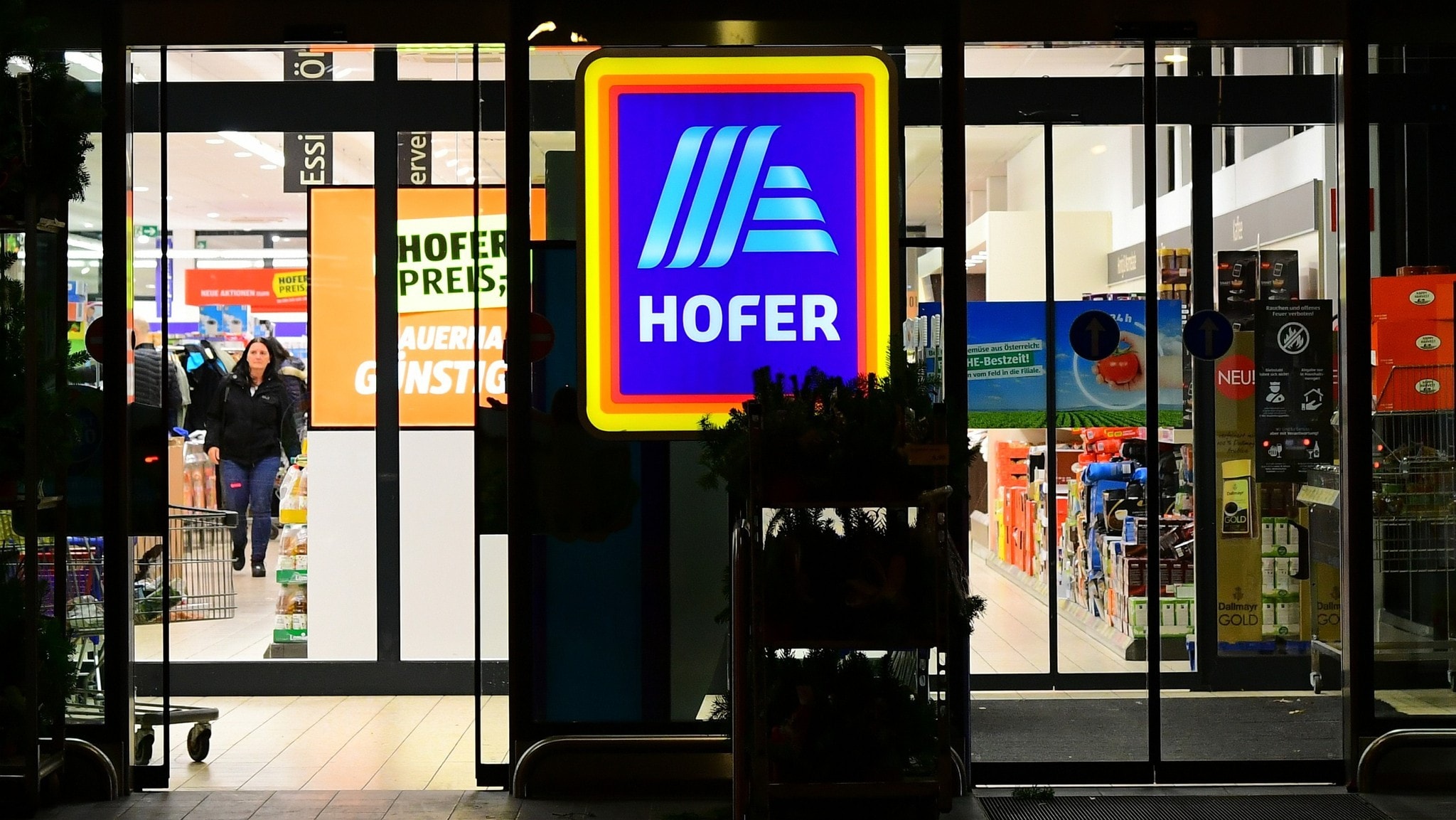 „Hofer stoppt Lebensmittel-Lieferservice 2026“
