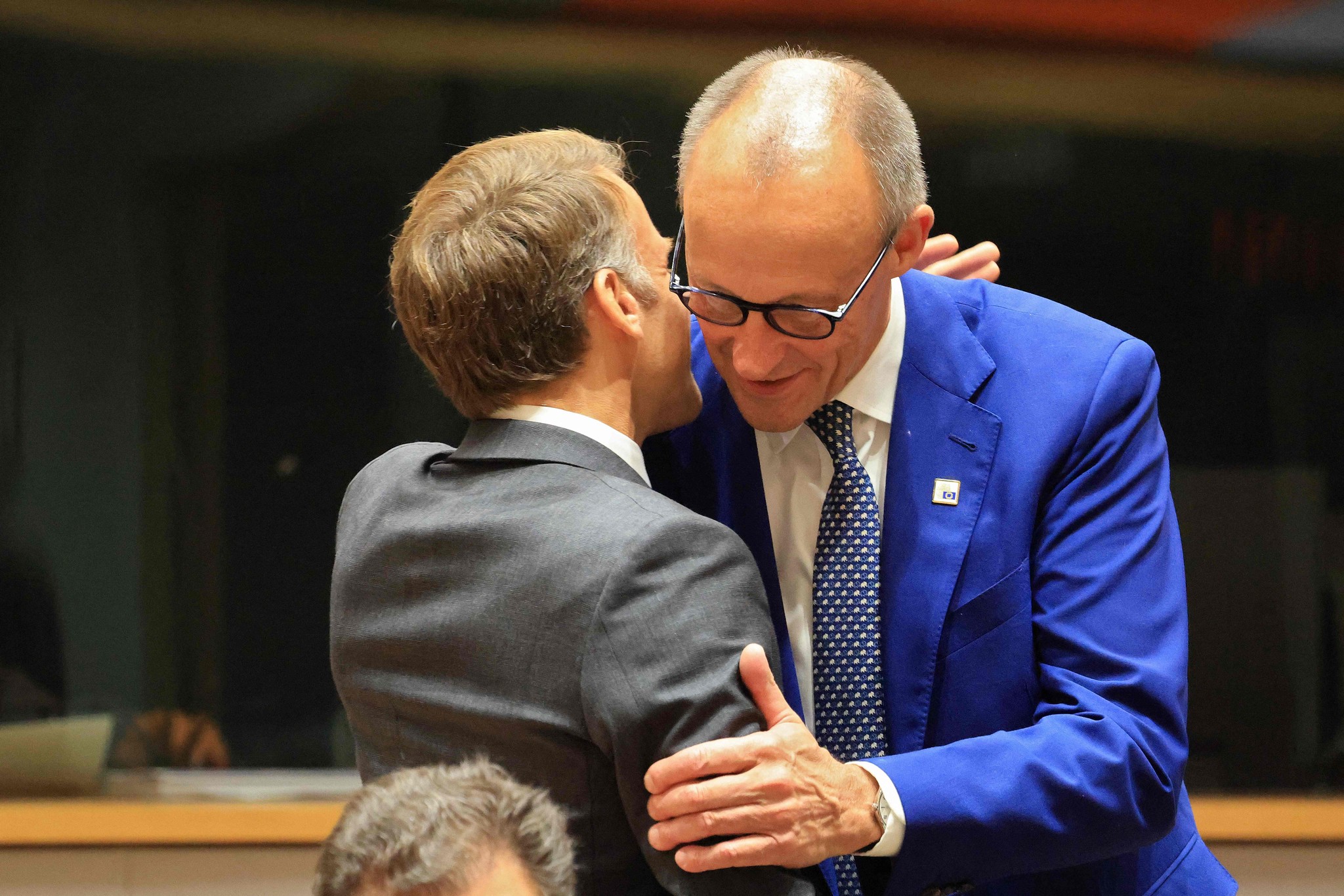 „Frankreich und Deutschland lockern Verbrennerverbot“