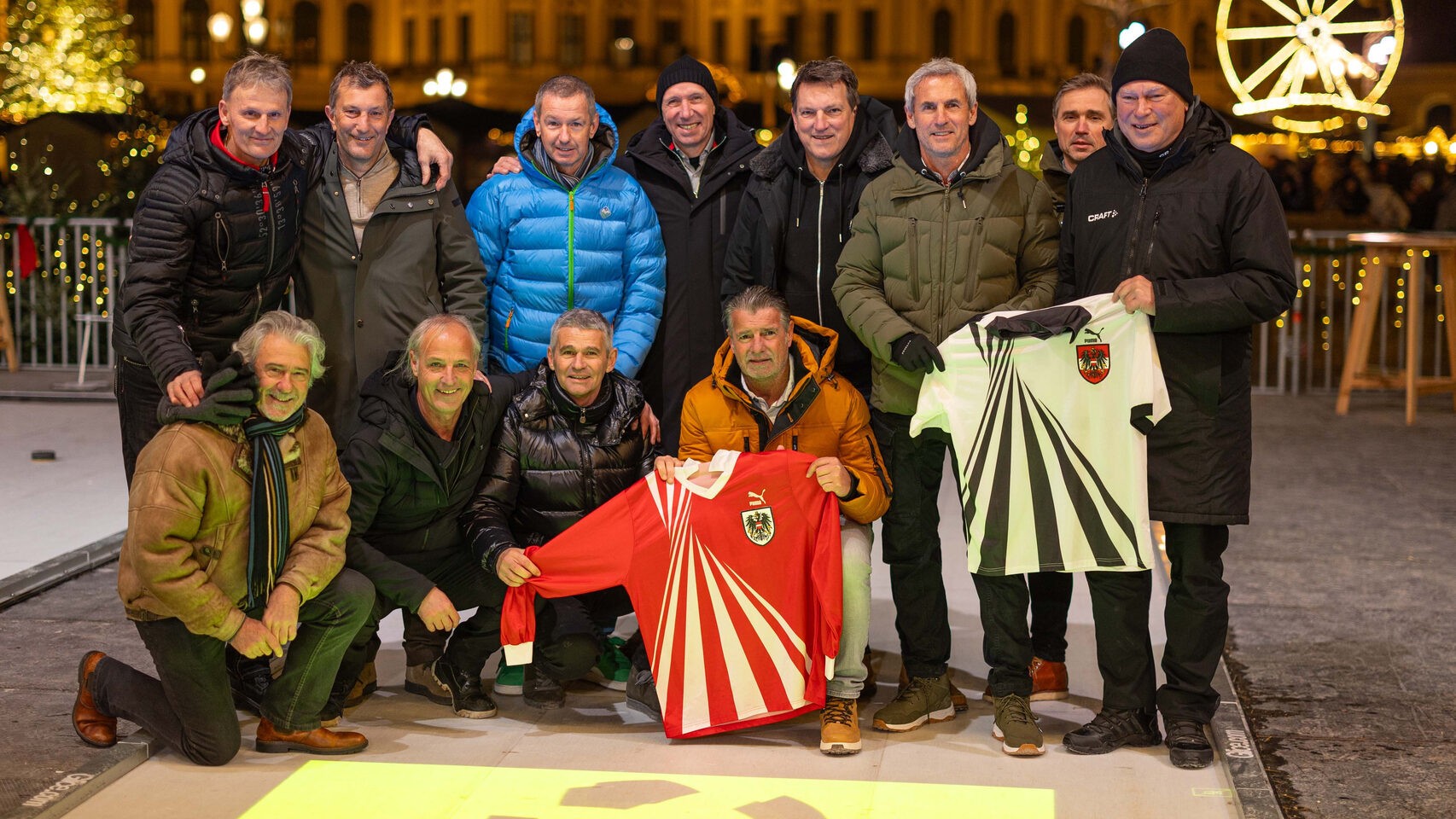 „WM-Helden von 1990 und 1998 in Schönbrunn“