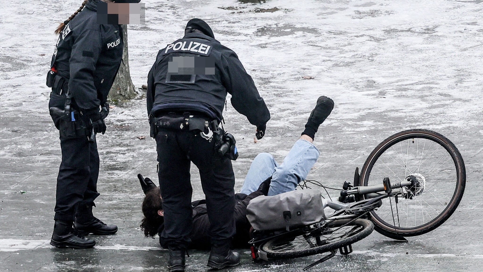 Kritik für Berlins Bürgermeister nach Salz-Posting