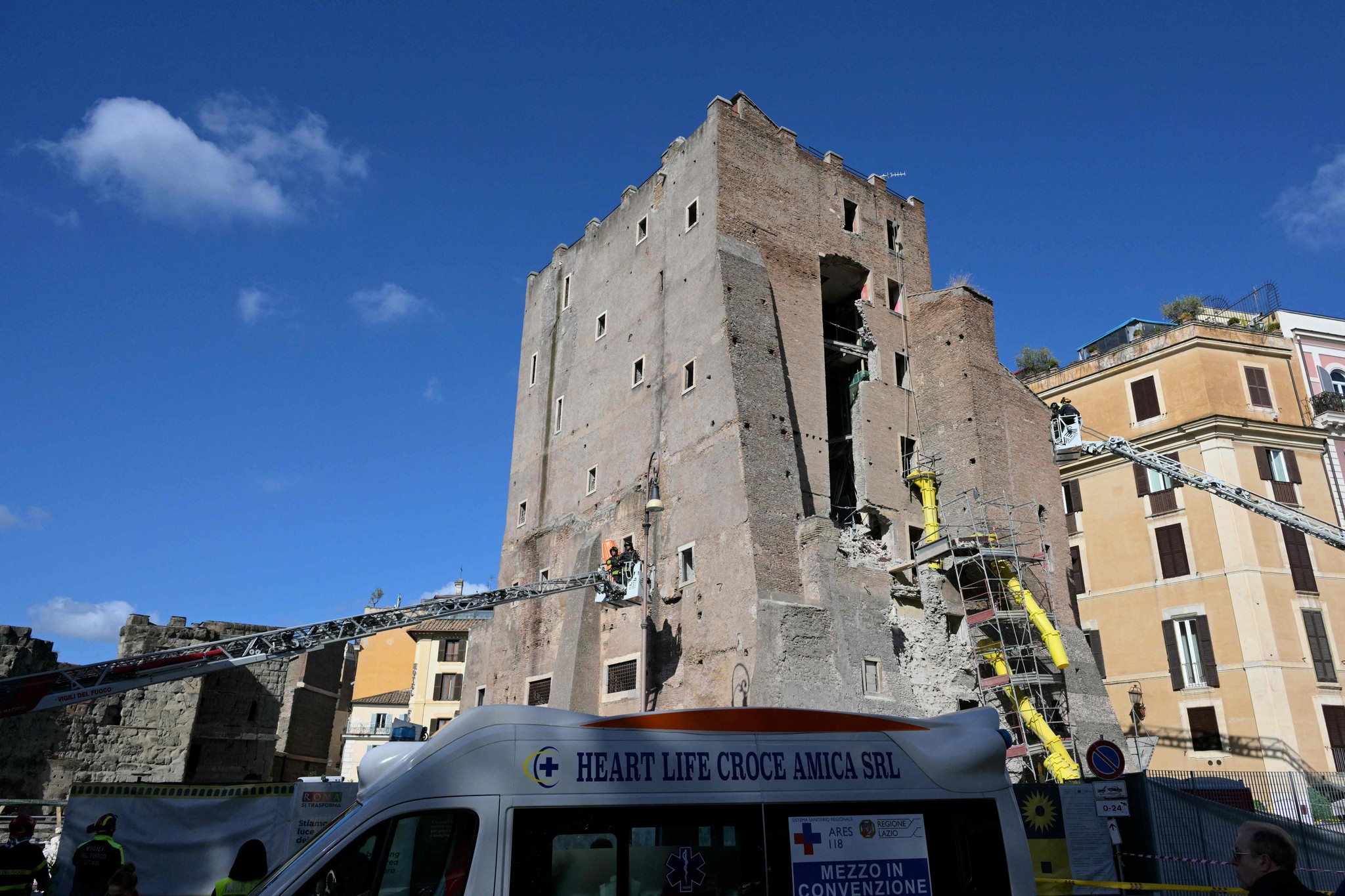 Arbeitsunfall: Turmsturz fordert ein Todesopfer