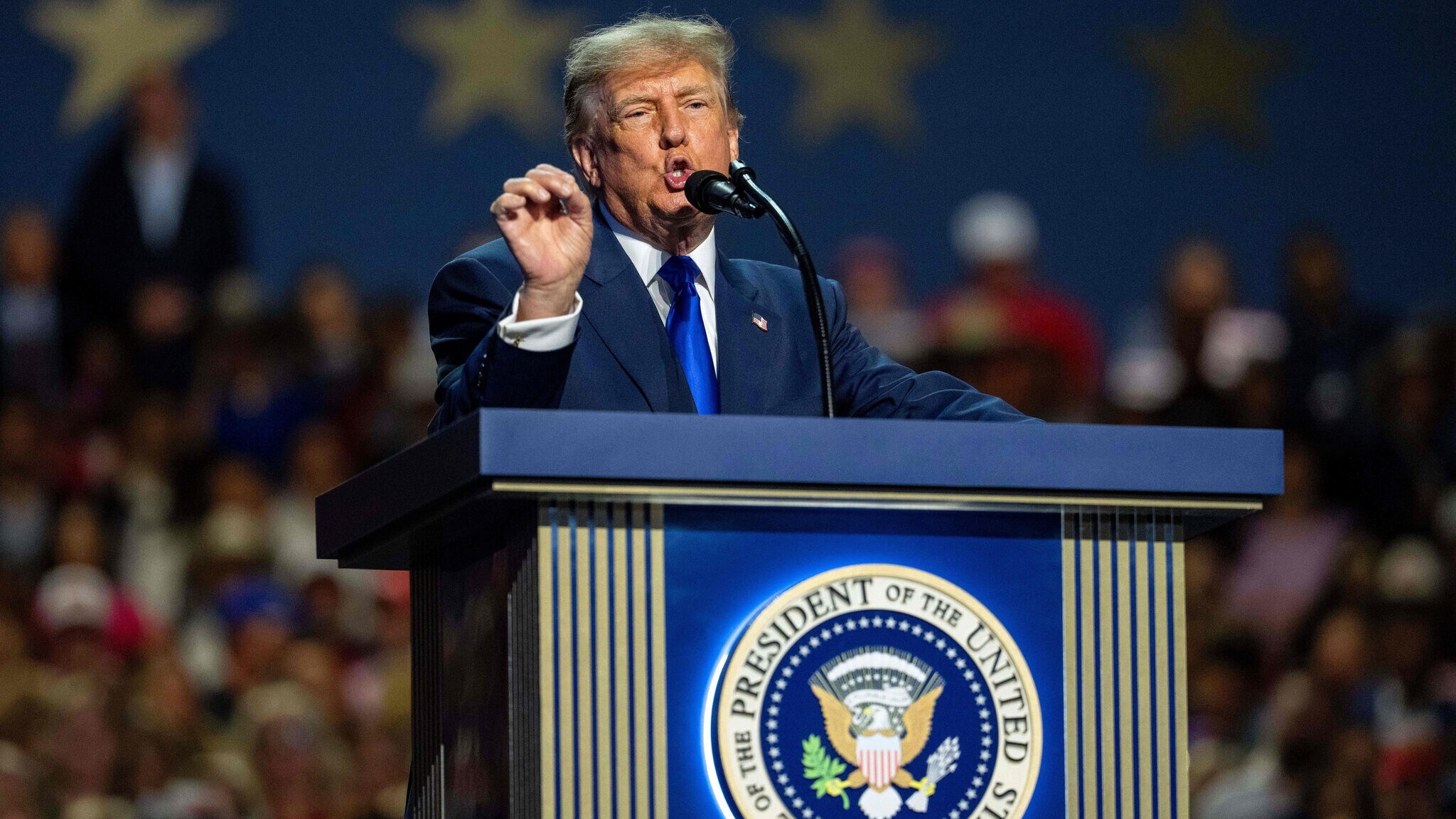 Trump verspricht Wählern 5000 Dollar bei Sieg!