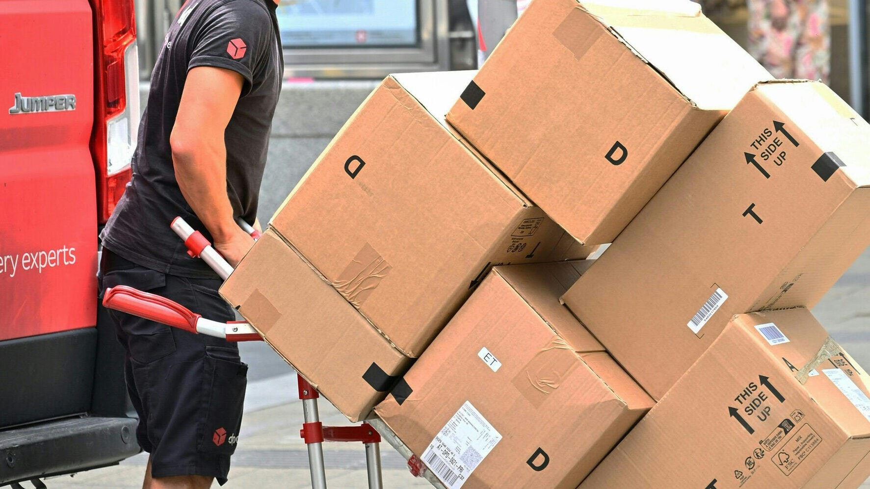 „17.000 Unterschriften gegen die Paketsteuer!“