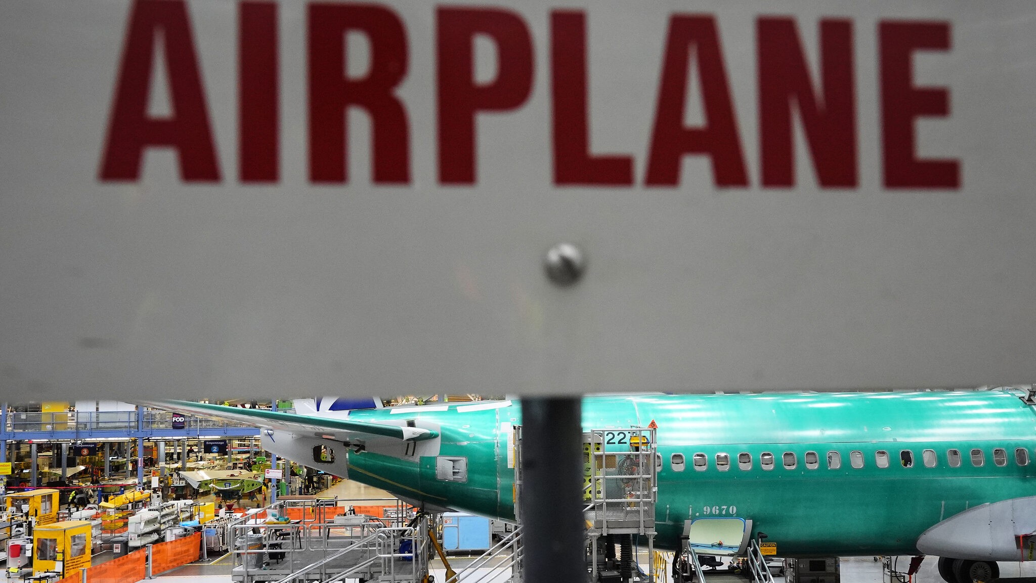 Boeing verzeichnet geringeren Nettoverlust im Q1