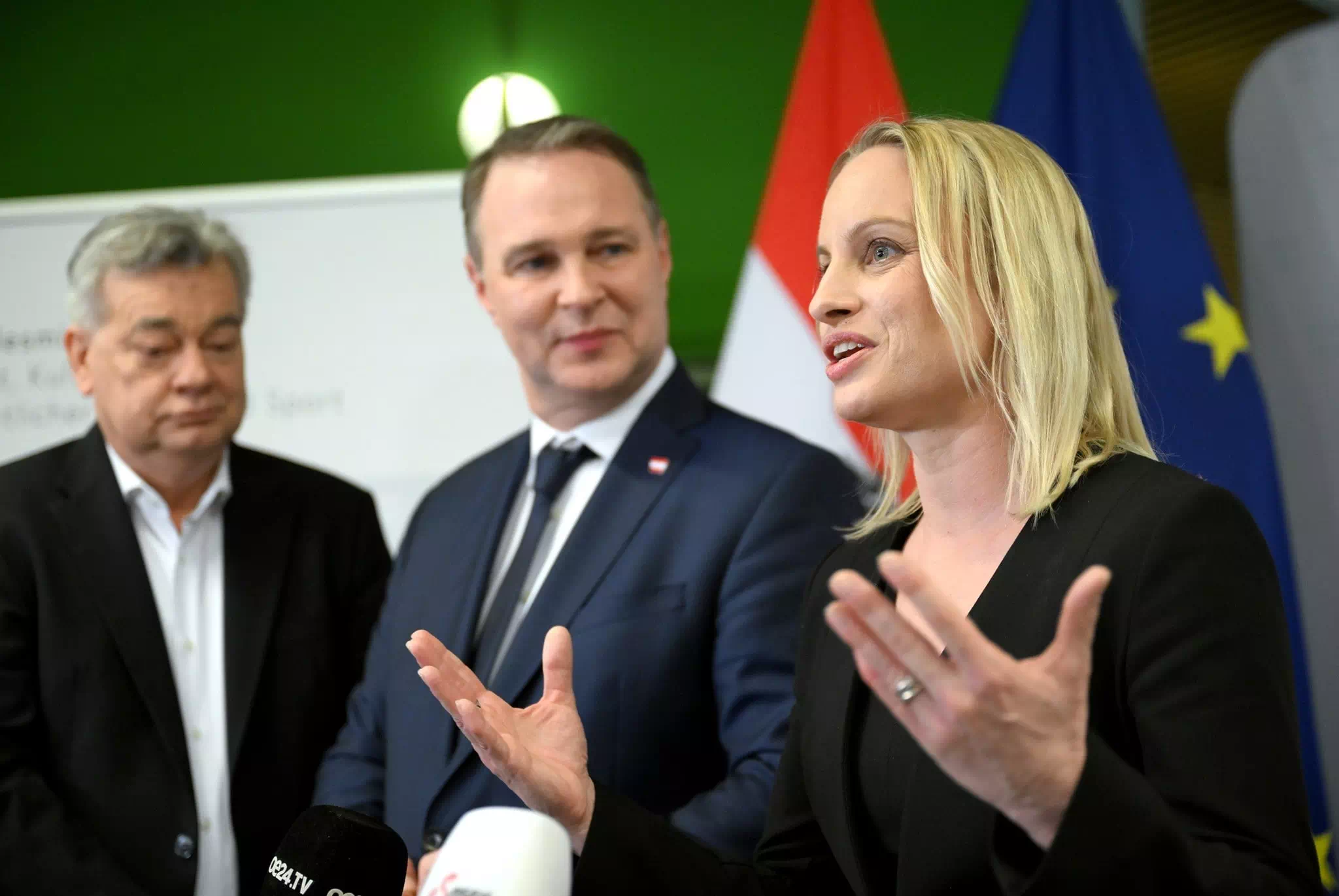 „Michaela Schmidt: Neues Gesicht im Sportministerium“