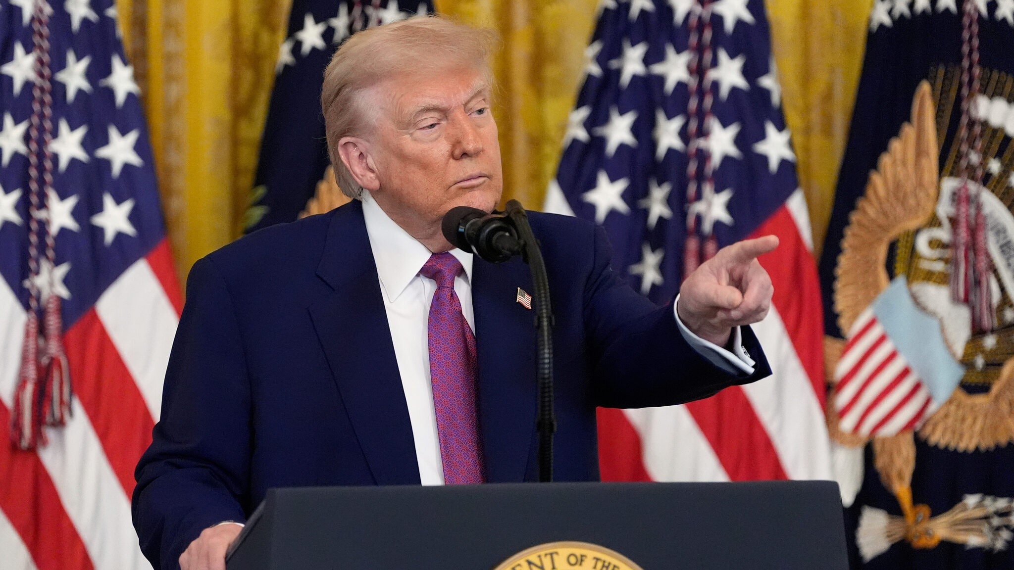 Trump warnt Iran nach israelischen Luftschlägen