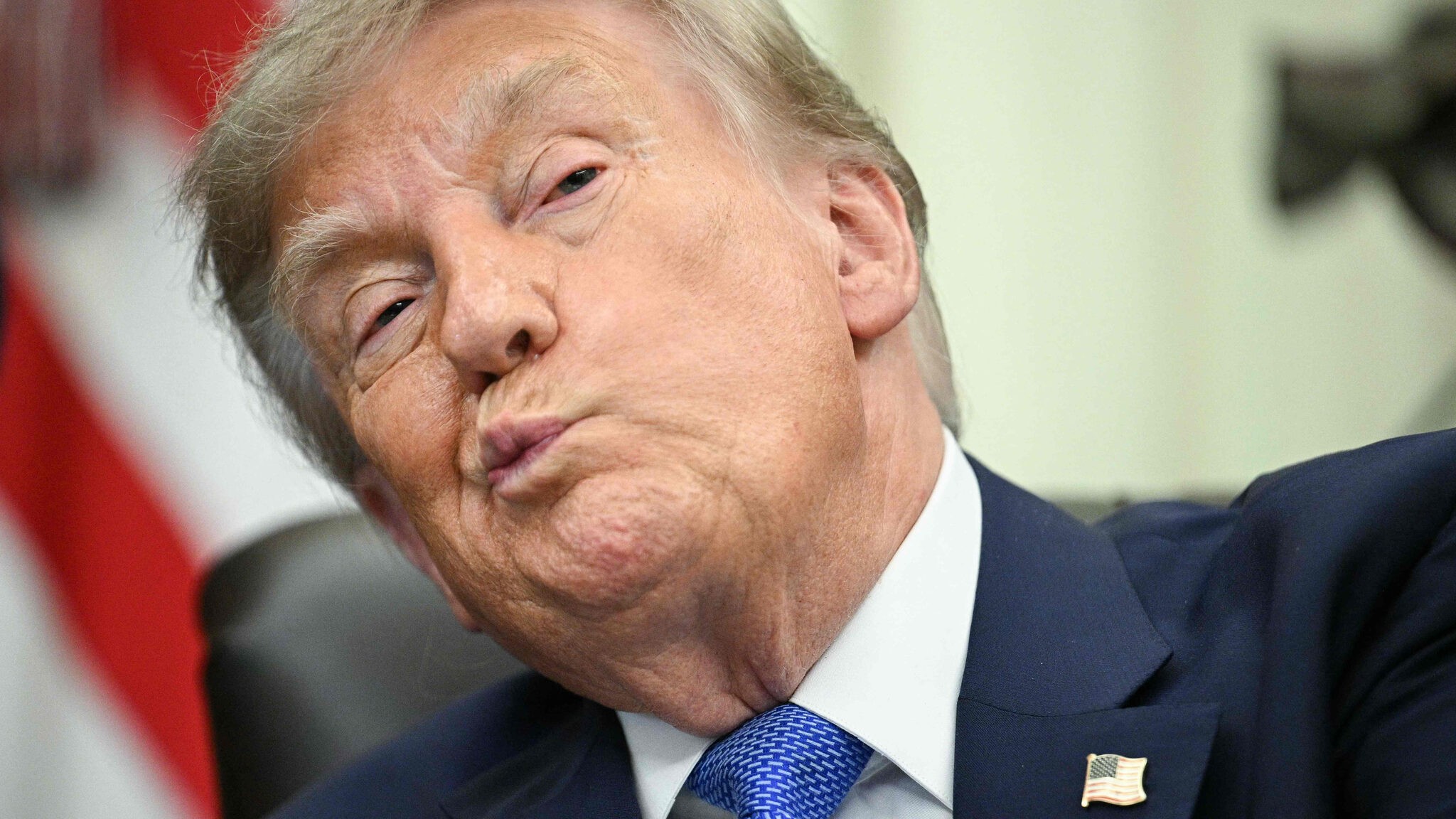 Trump im Weißen Haus: Medienkonflikt überlagert Rede