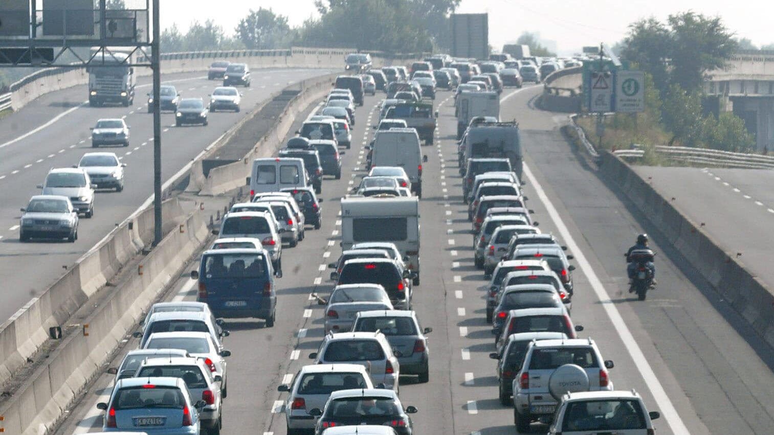 Italien befreit Millionen Autofahrer von Steuer!