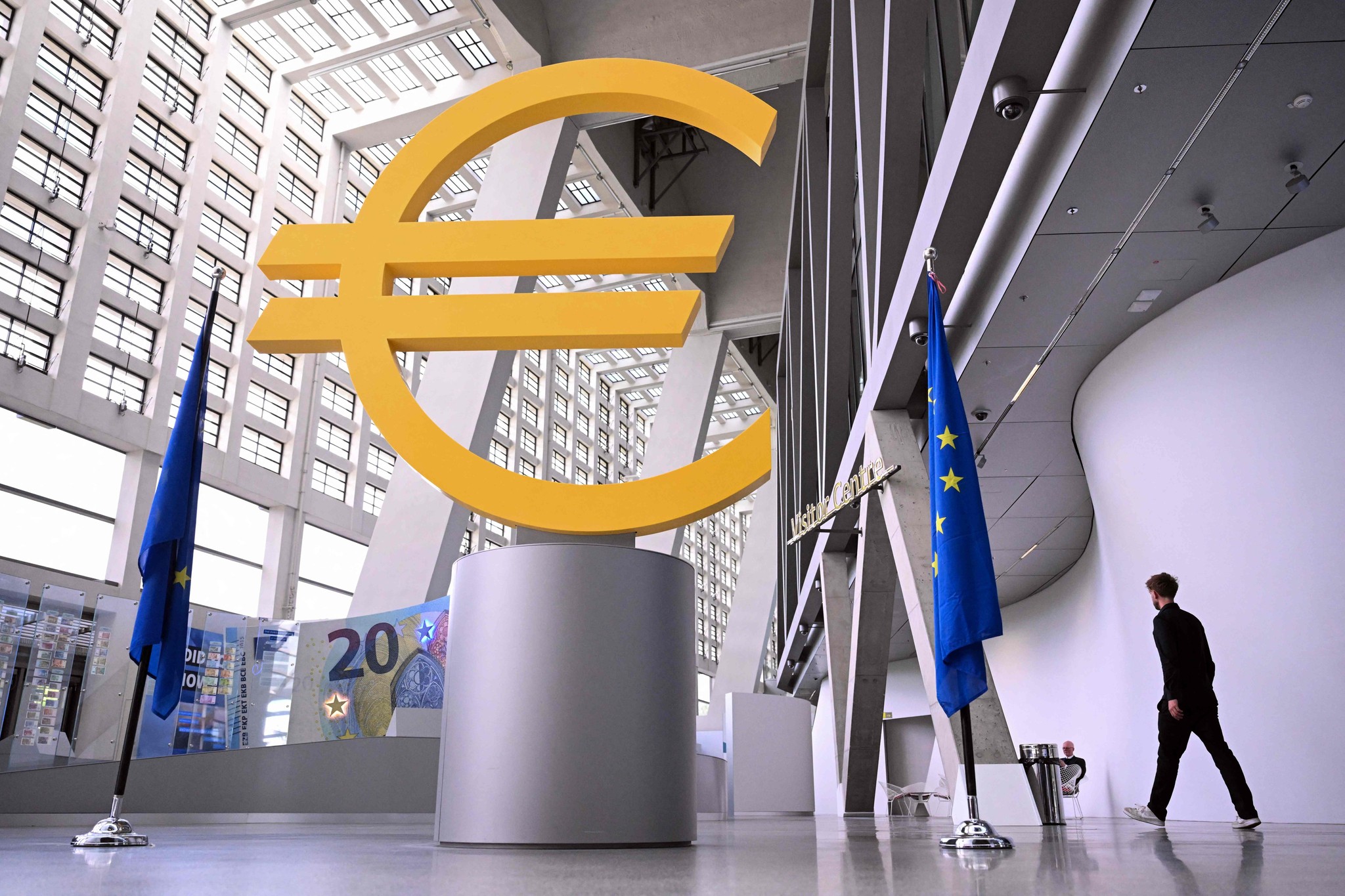 EZB pausiert Zinserhöhung zur Inflationsbekämpfung!