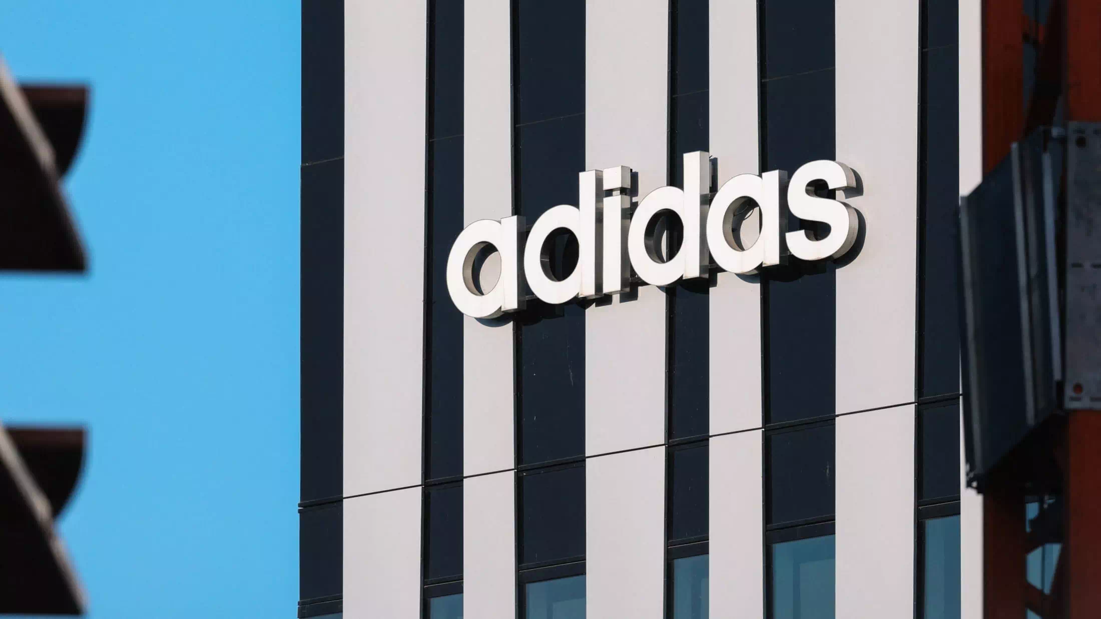 Adidas plant Stellenabbau: Bis zu 500 Jobs betroffen
