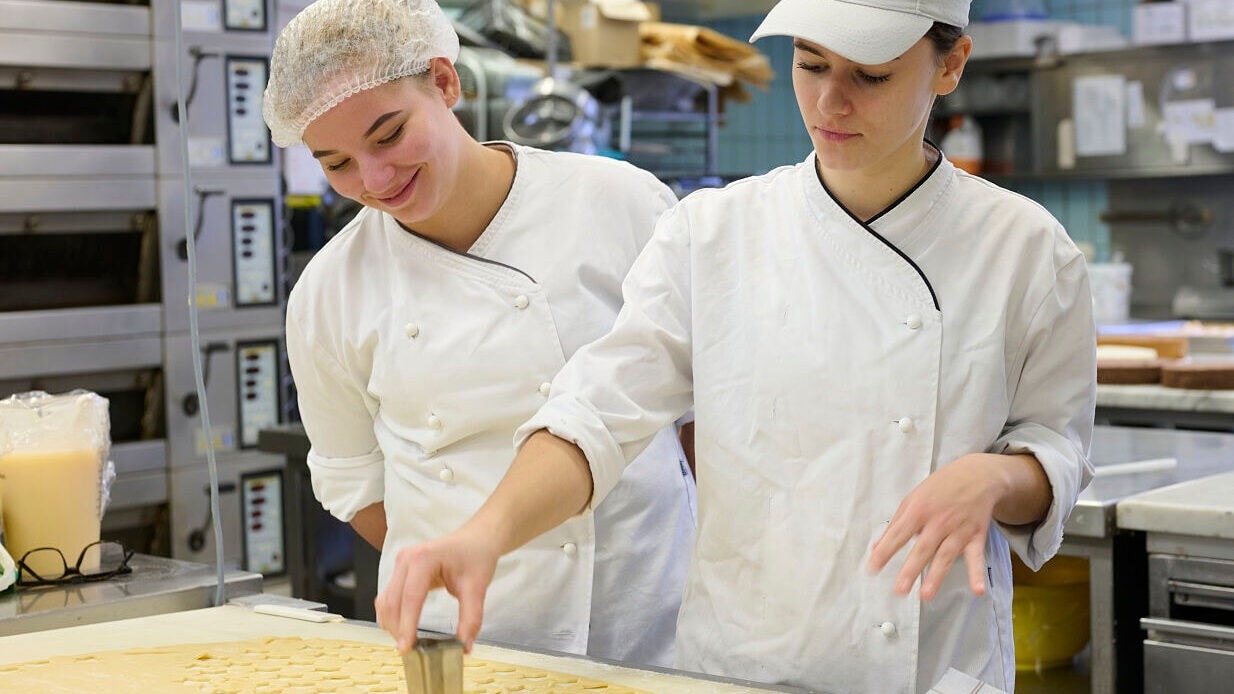 „Lehrausbildung unter Druck: Mangelnde Unterstützung“