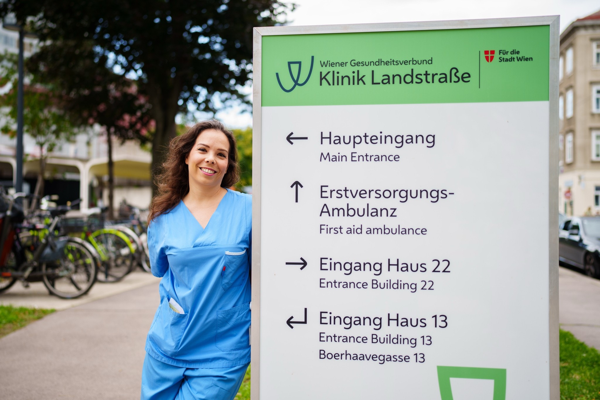 „Österreich vs. UK: Unterschiede in der Pflege“
