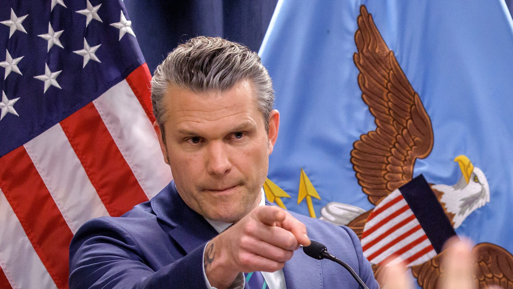 „Kreuzzug der Moderne: Hegseths Kriegsrhetorik“