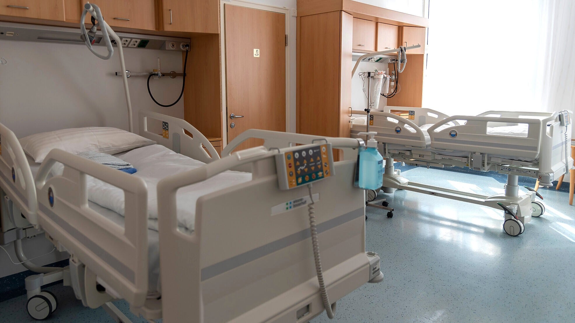 „Überlastetes Gesundheitssystem: Flüchtlinge im Fokus“