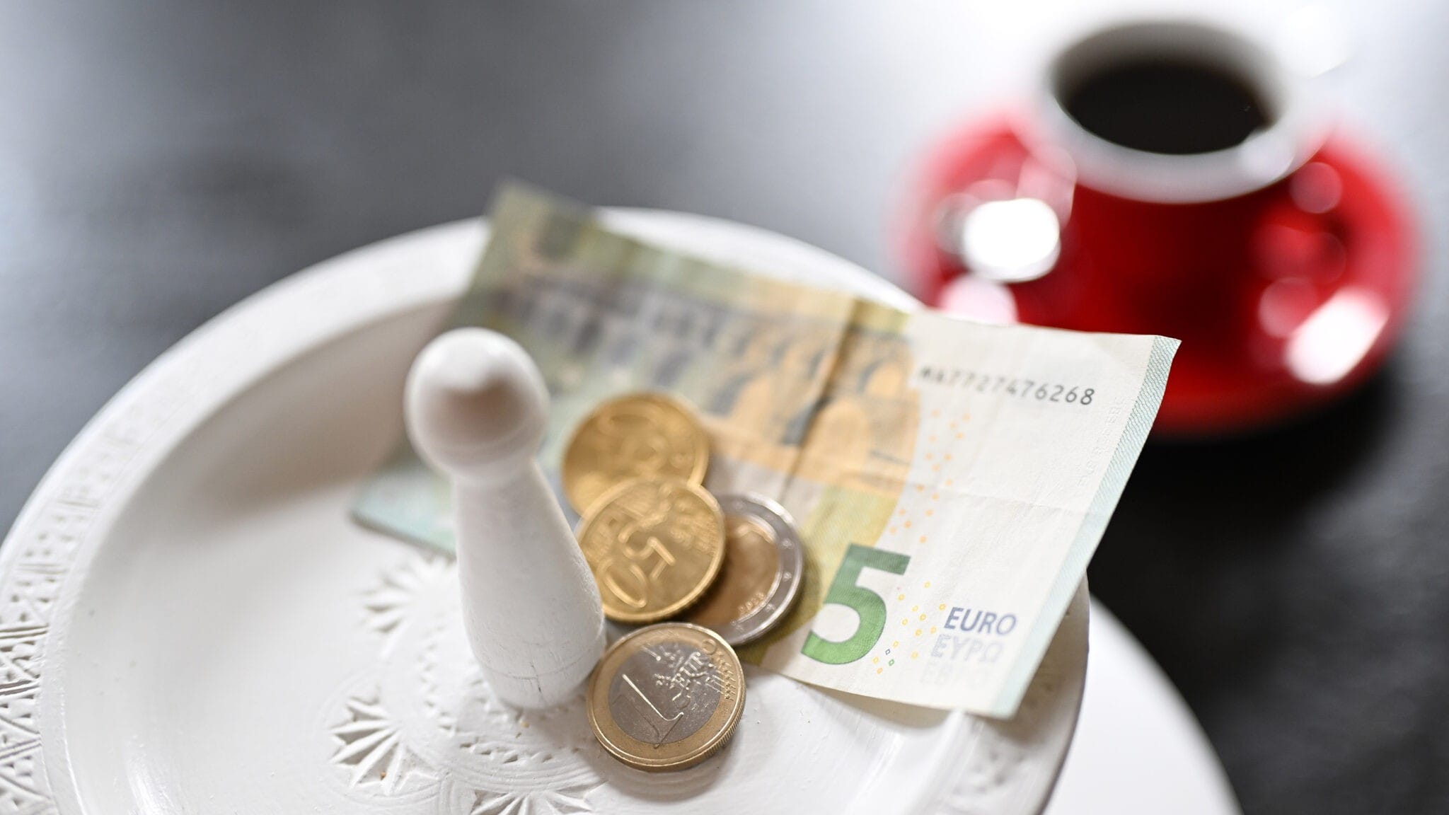 Kostenreduktion: 2 Milliarden für Arbeit!