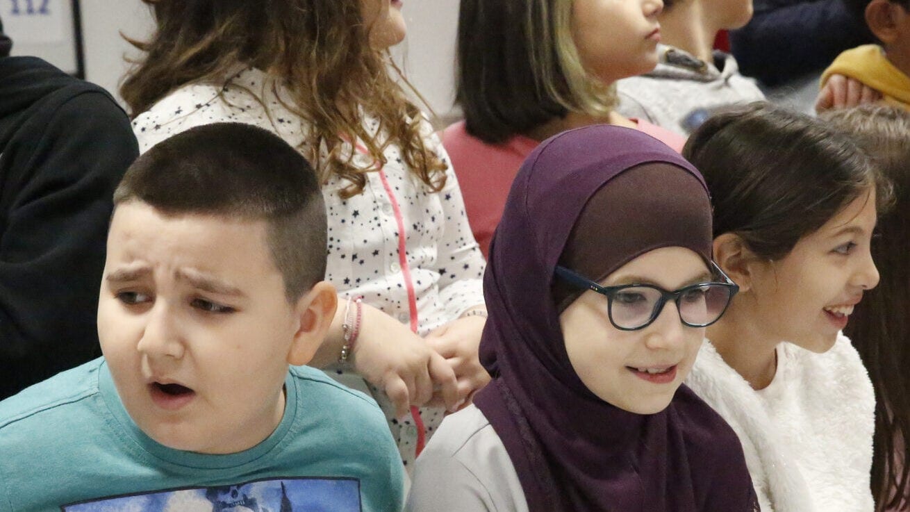 Kopftuchverbot: Experten fürchten mehr Schaden als Nutzen