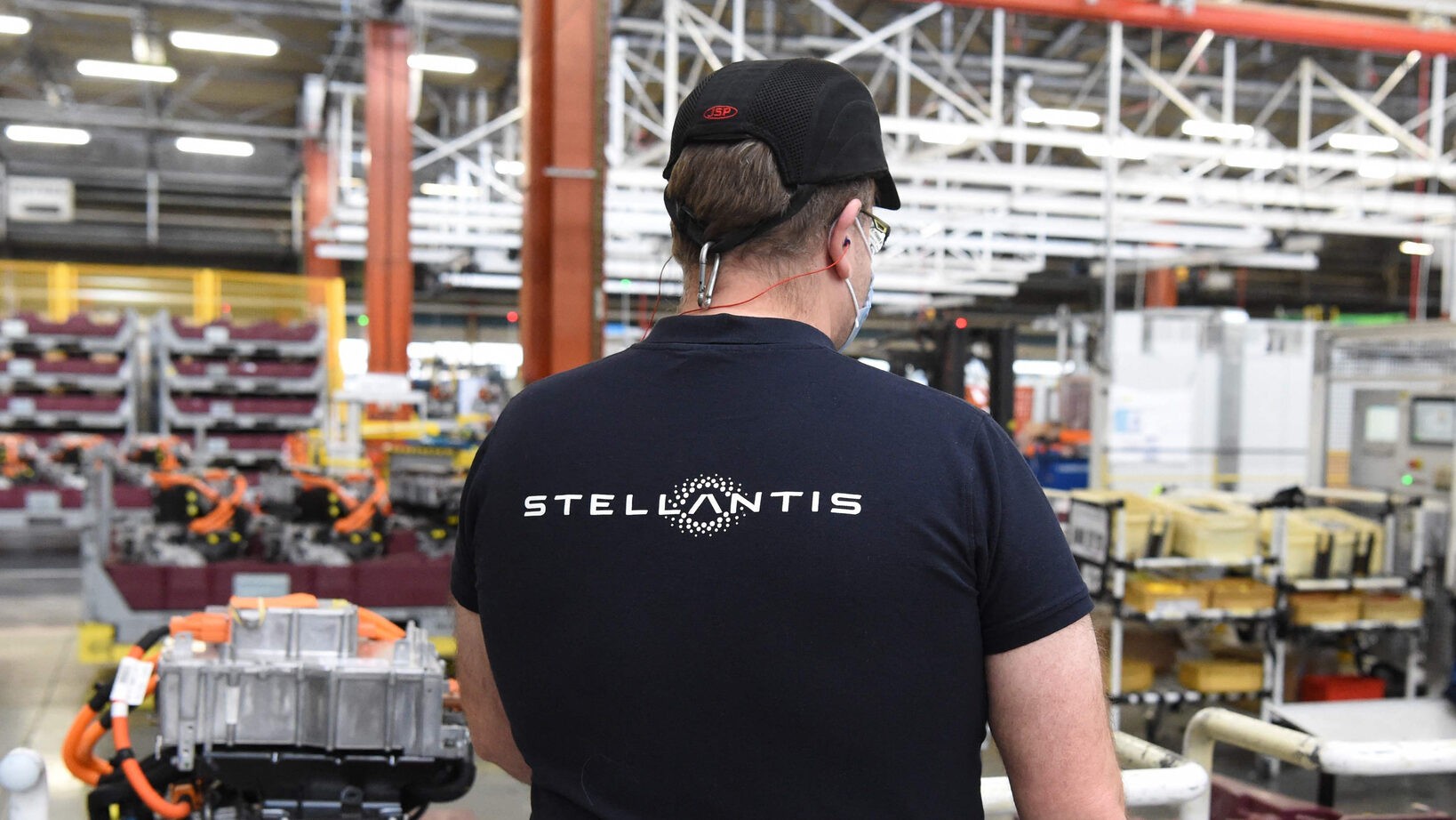 Stellantis ruft 700.000 Fahrzeuge weltweit zurück