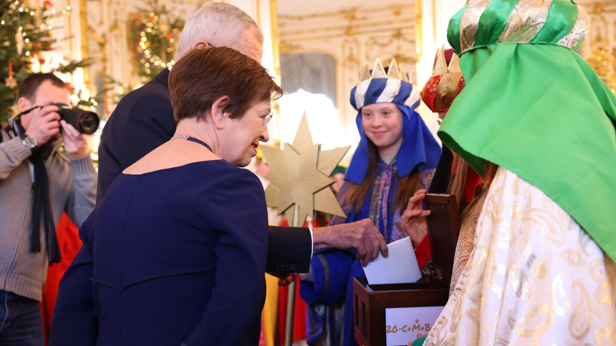 Sternsinger sammeln für bedürftige Länder!