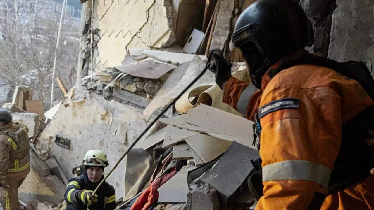 Drohnenangriff in der Ukraine: Neun Tote gefunden